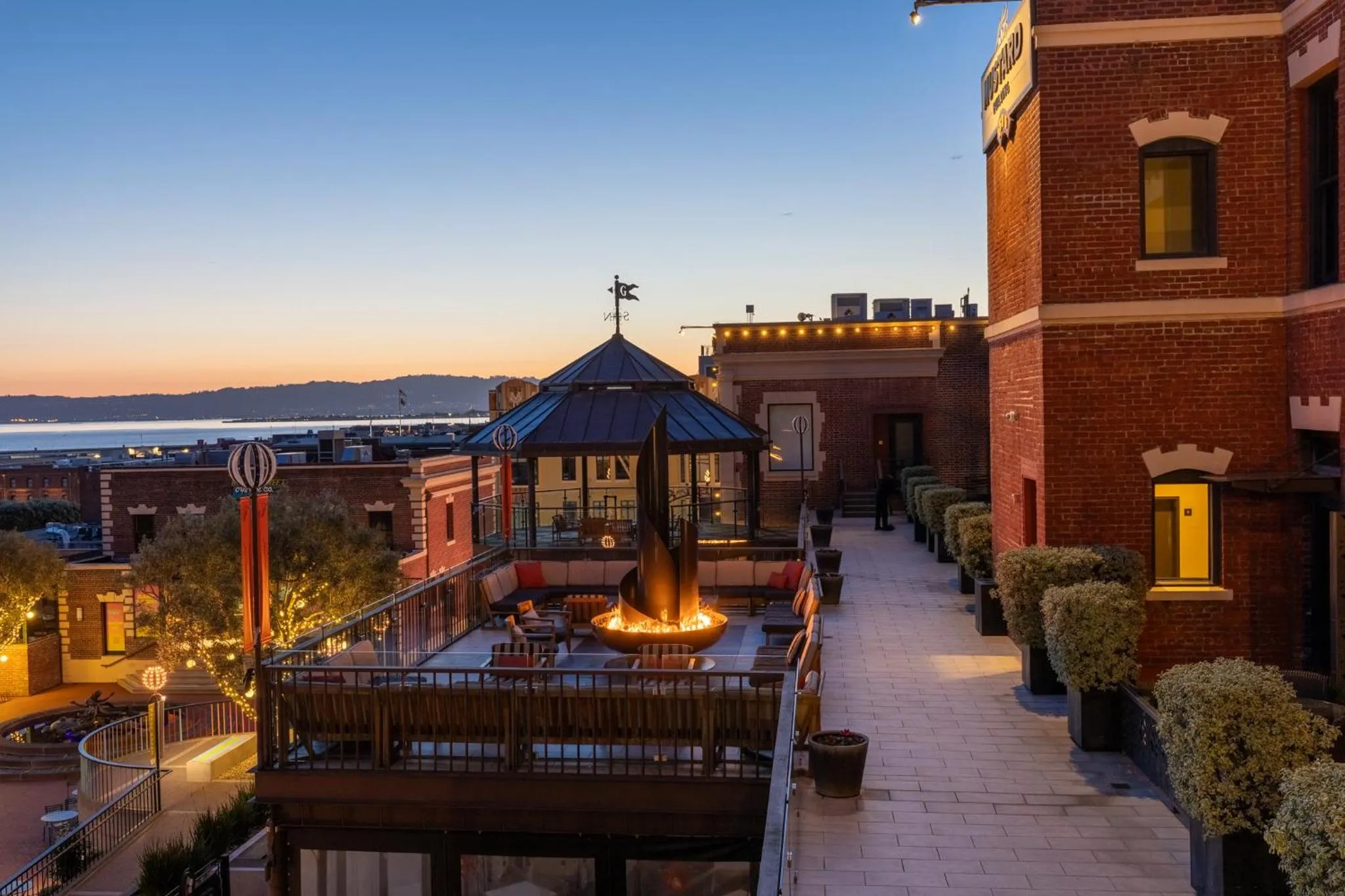 Balcony/Terrace in The Fairmont Heritage Place Ghirardelli Square
