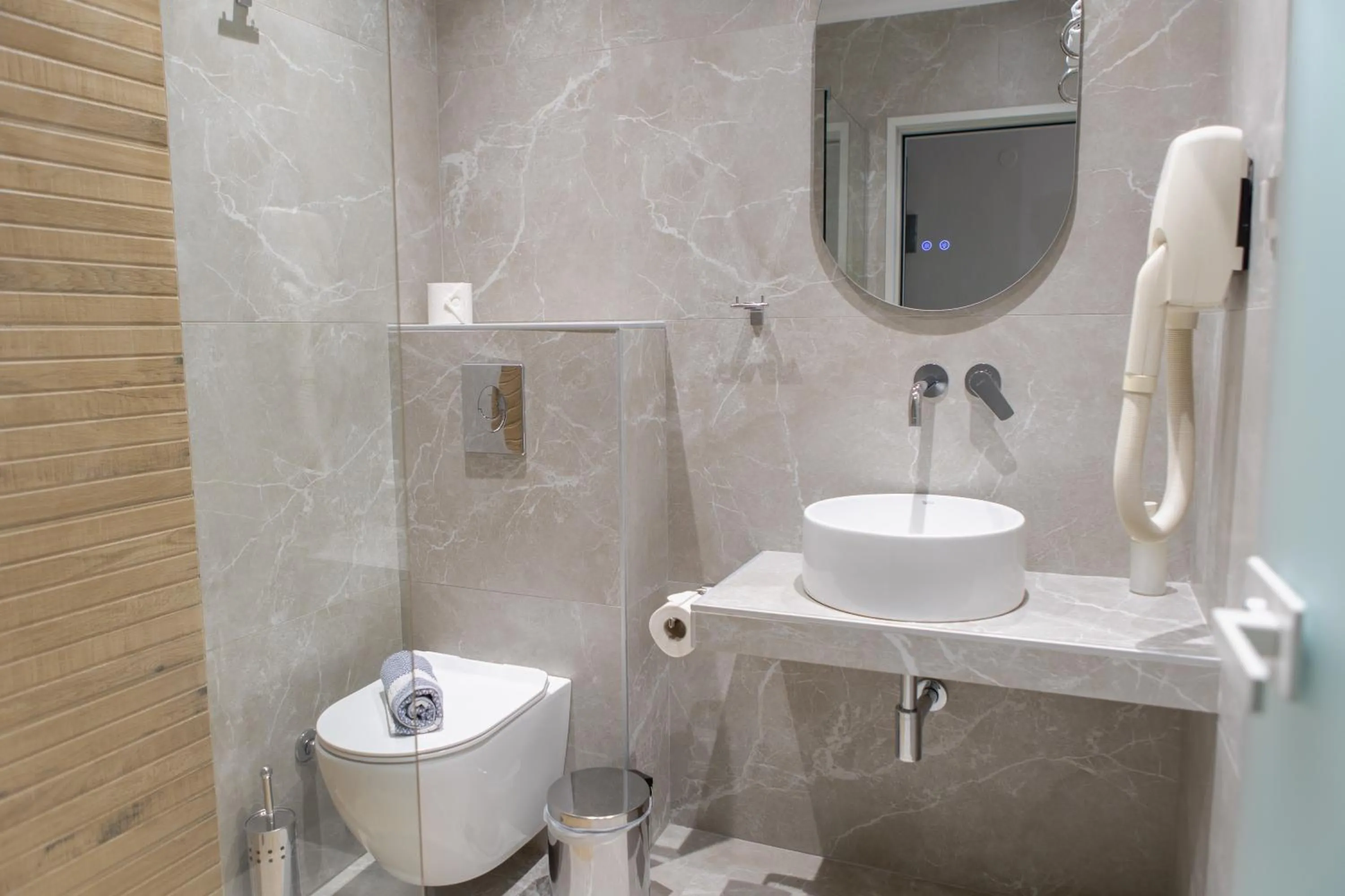 Double Room with Balcony in Konstantinoupolis Rooms