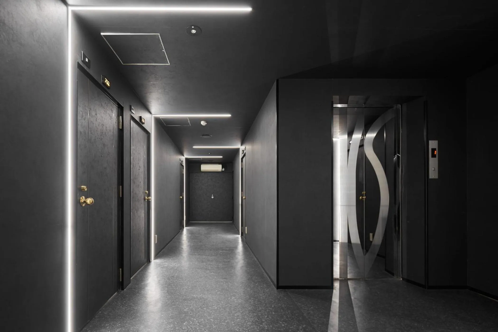 Area and facilities in Shinjuku City Hotel N.U.T.S Tokyo