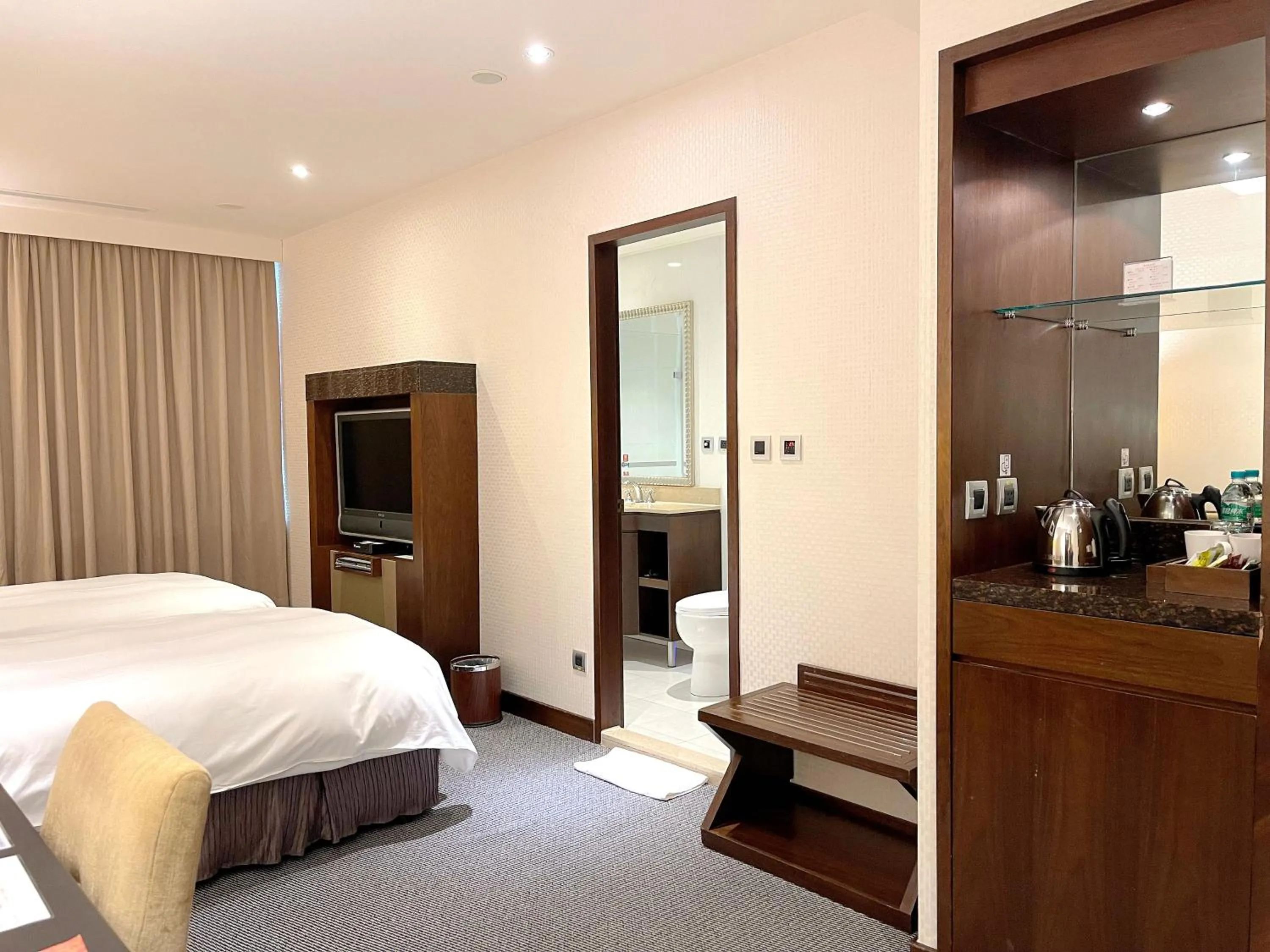 Bed in Hotel HD Palace