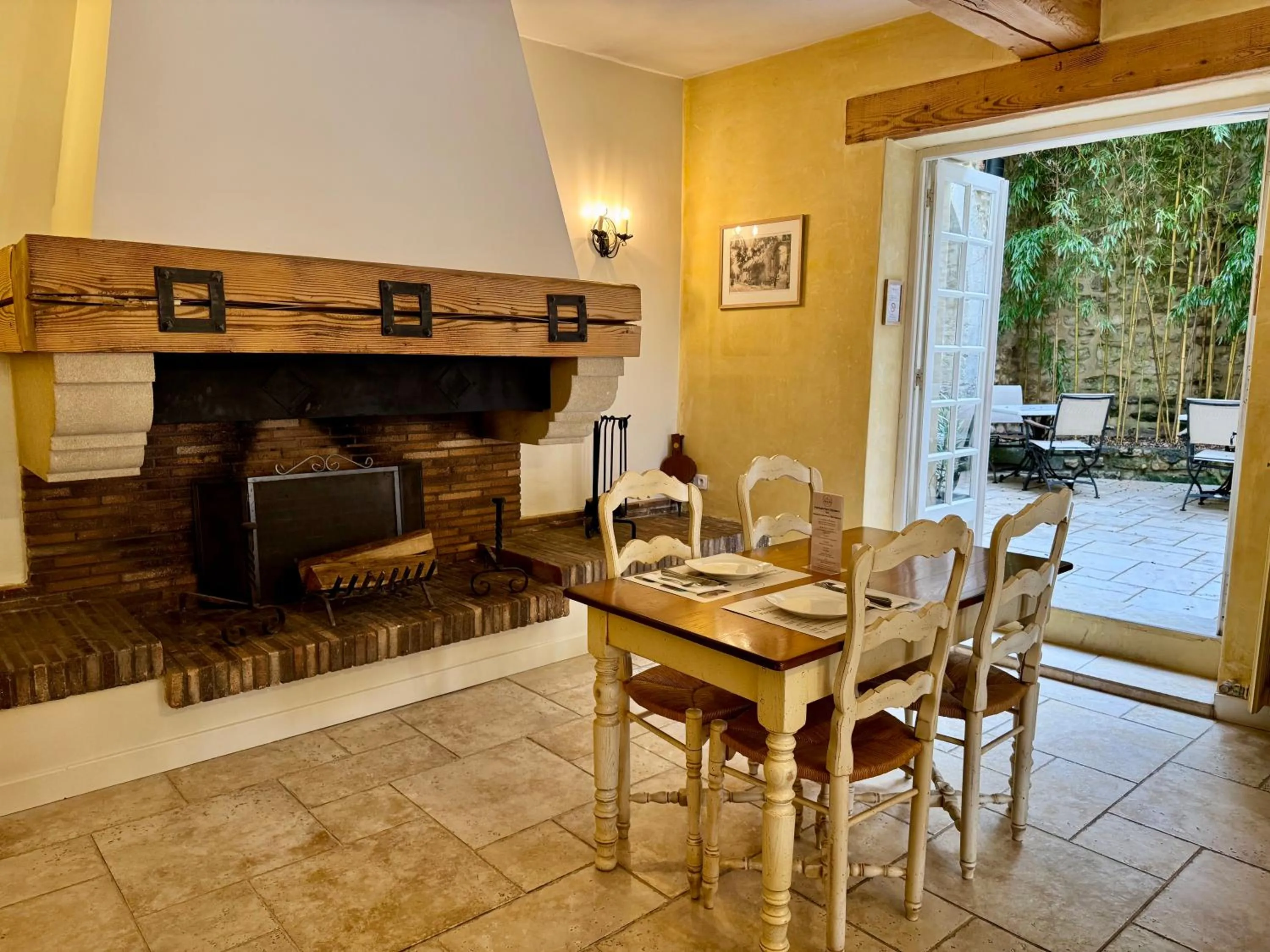 Breakfast in Hotel Du Midi