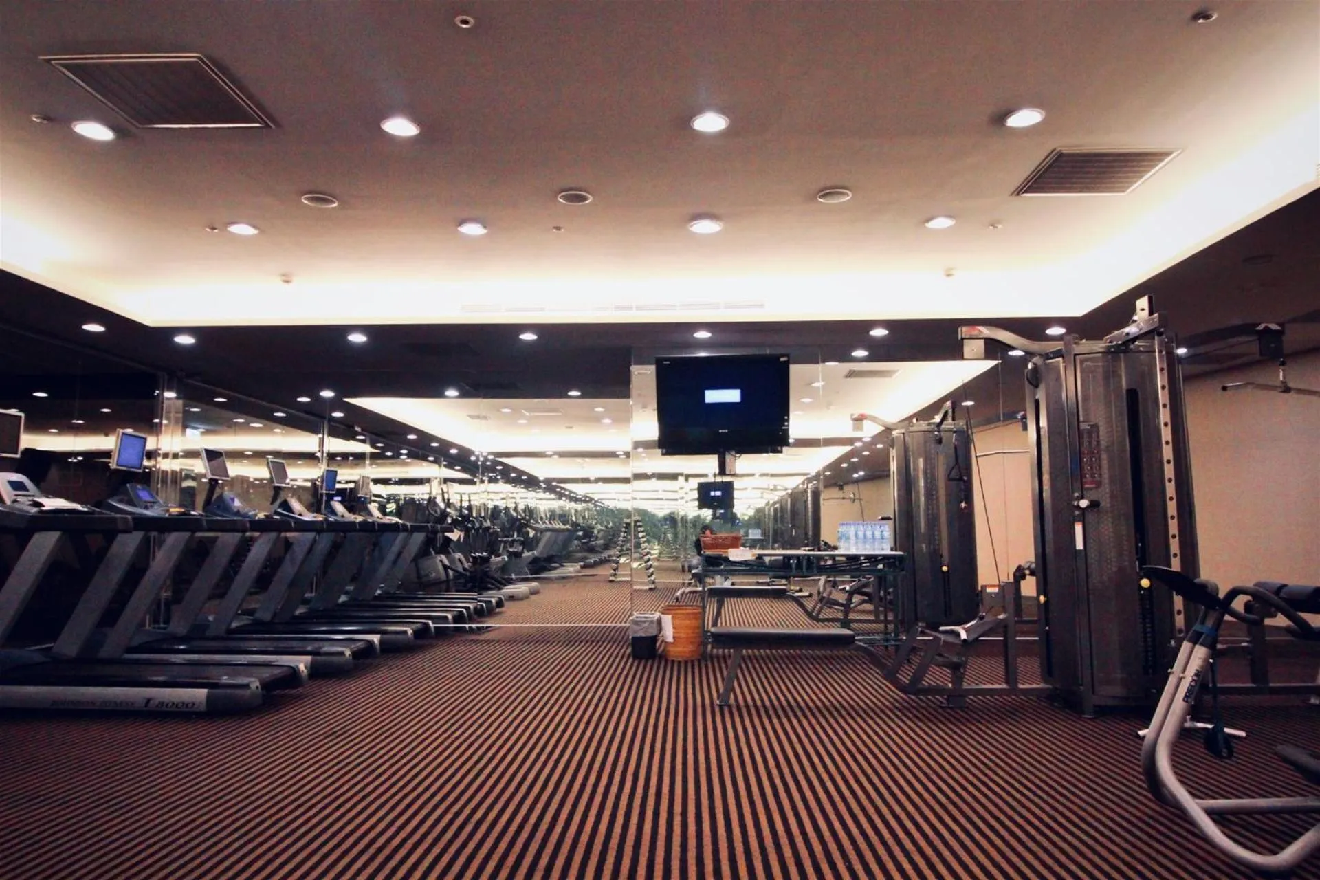 Fitness centre/facilities in HiONE Holiday Hotel