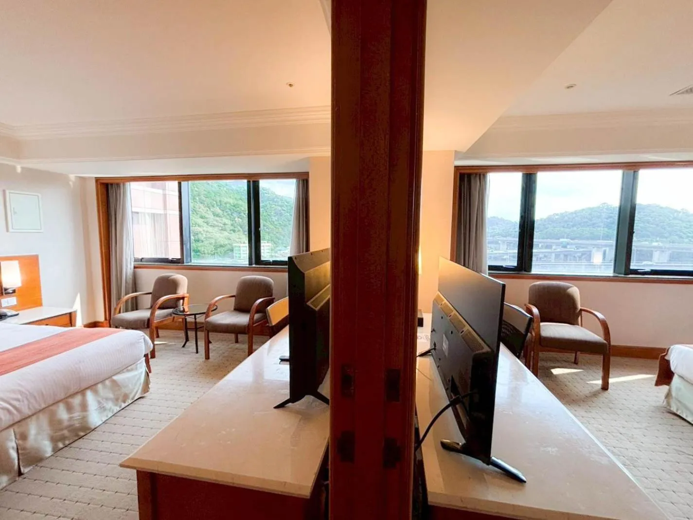 Bed in HiONE Holiday Hotel