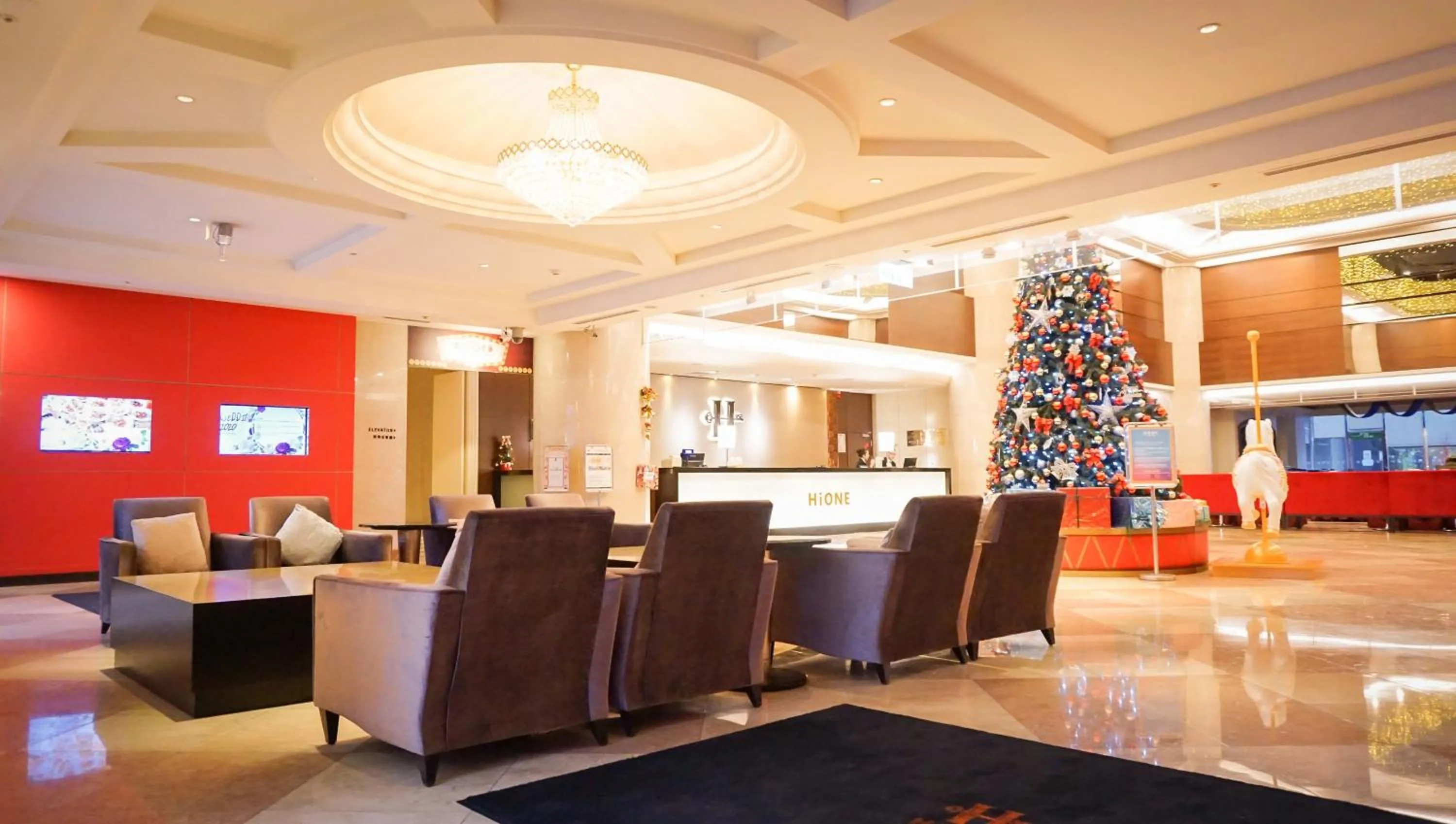 Lounge or bar in HiONE Holiday Hotel