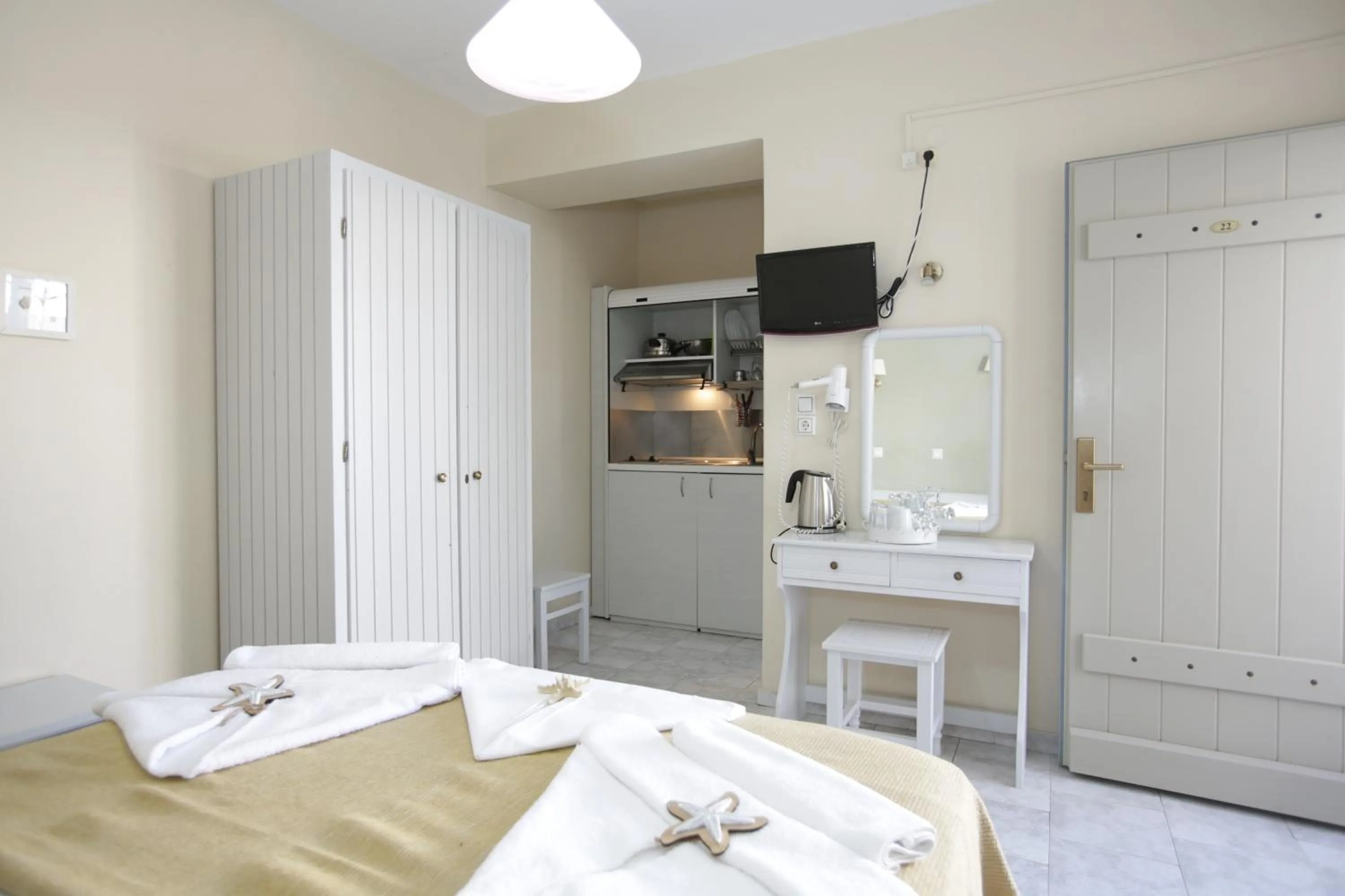 Bed in Alexandra's Rooms