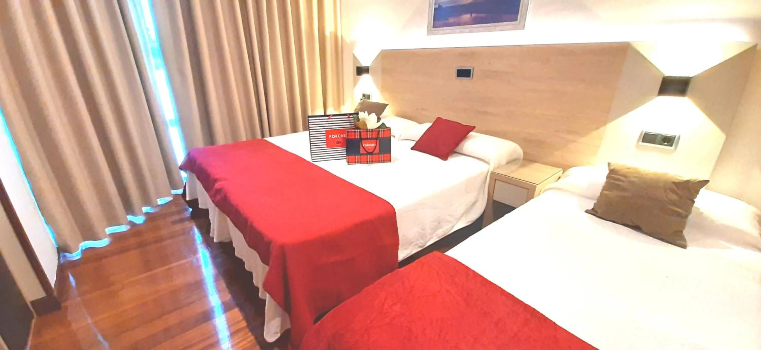 Bedroom, Bed in Hotel Nueva Plaza