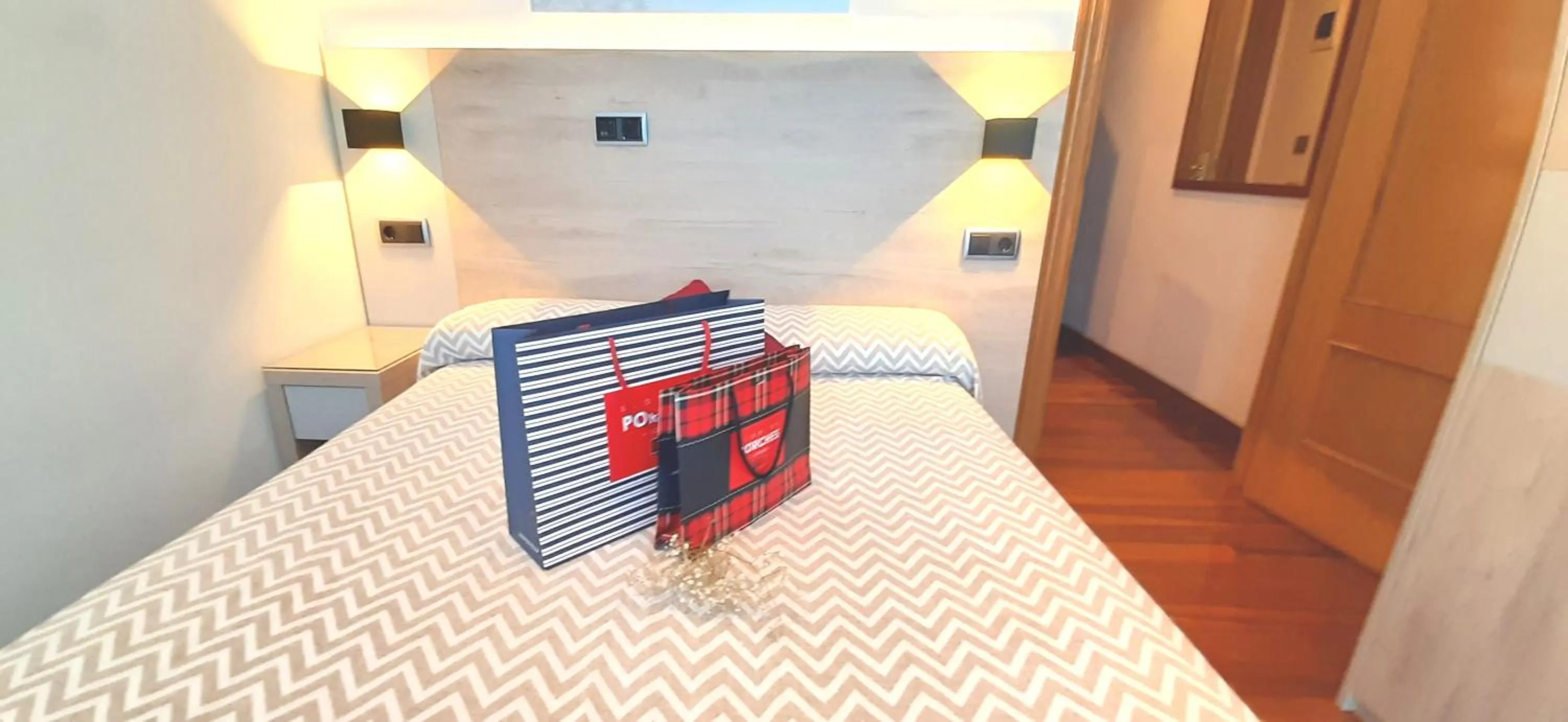 Bed in Hotel Nueva Plaza