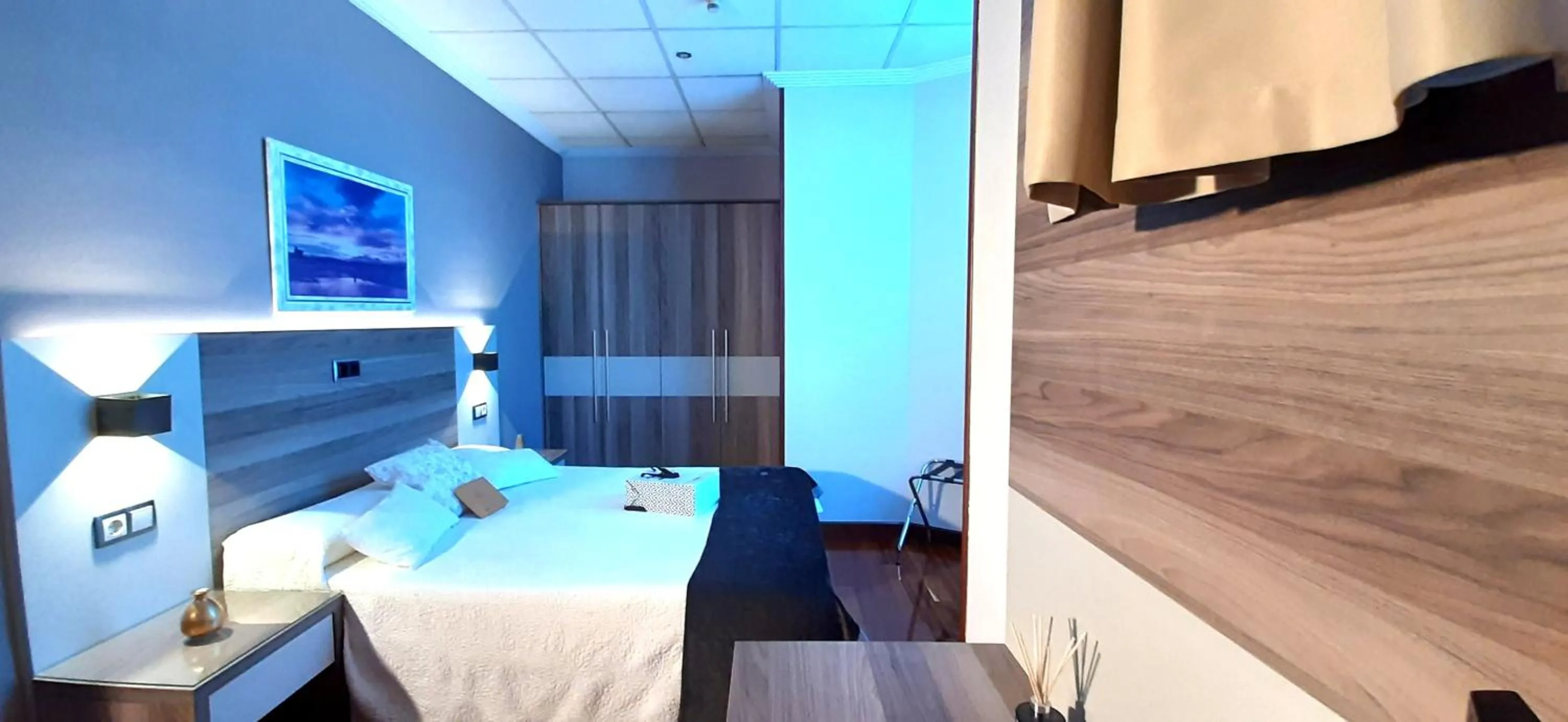 Bedroom, Bed in Hotel Nueva Plaza