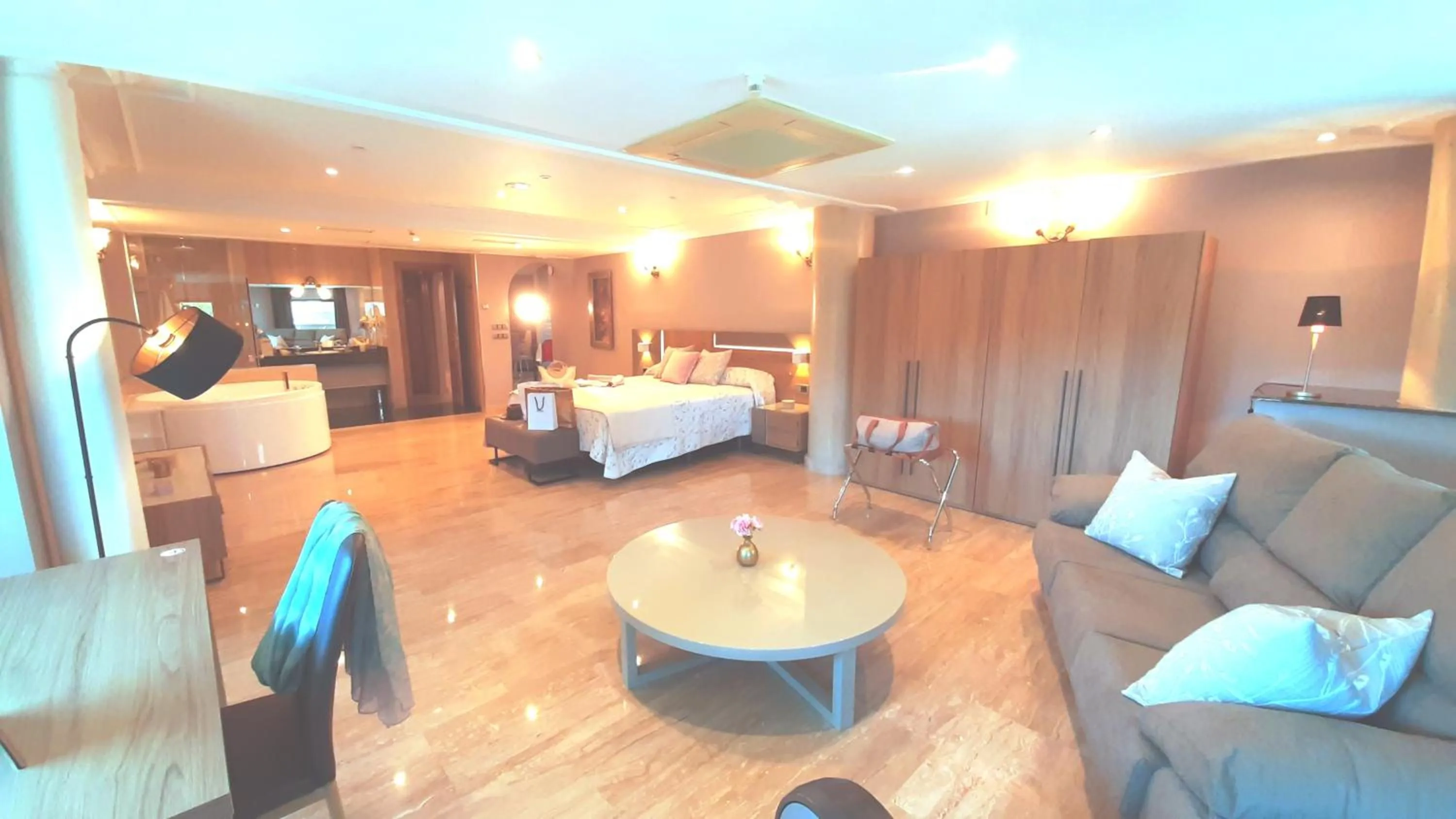 Photo of the whole room, Bed in Hotel Nueva Plaza