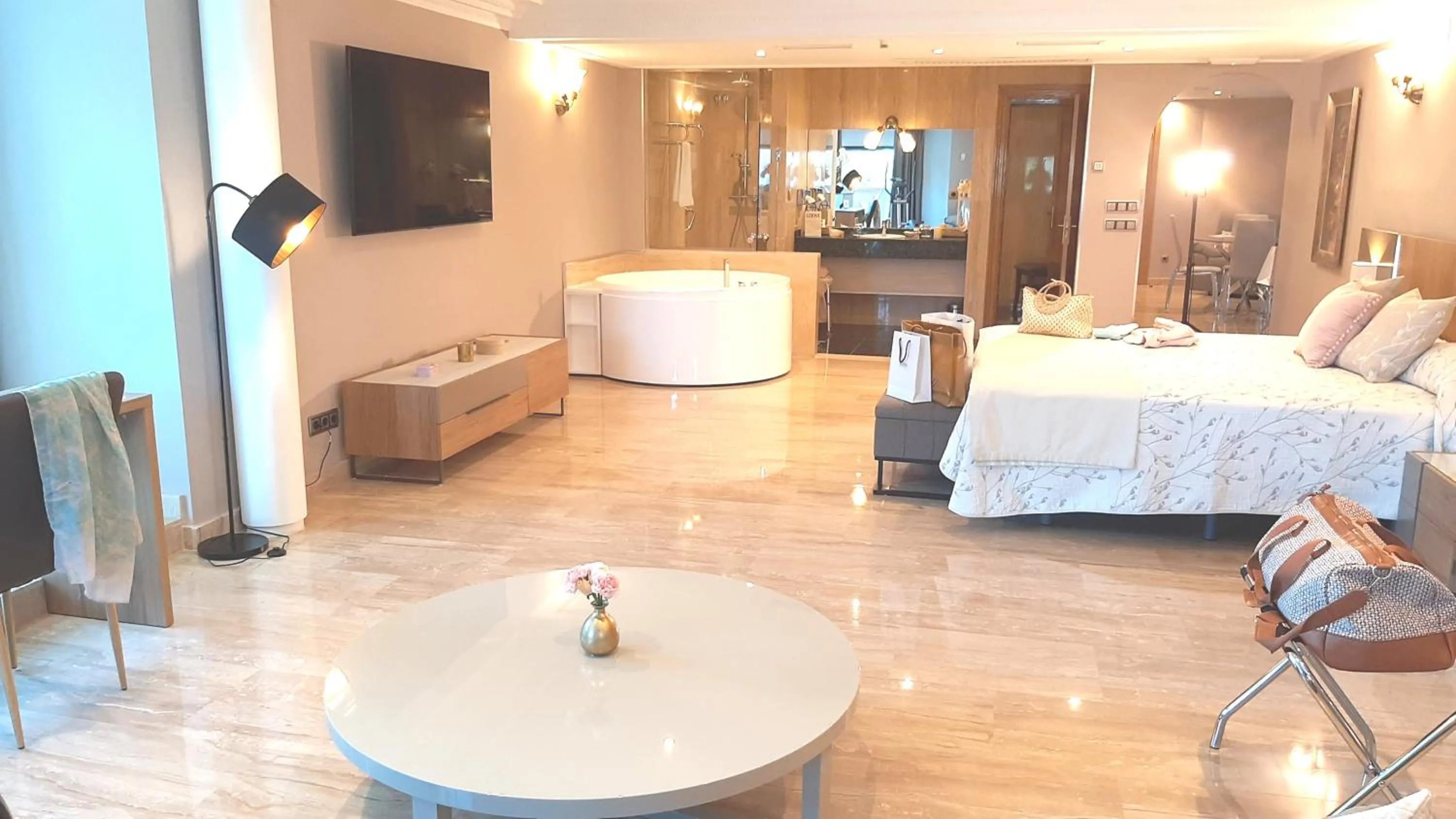 Photo of the whole room, Bed in Hotel Nueva Plaza