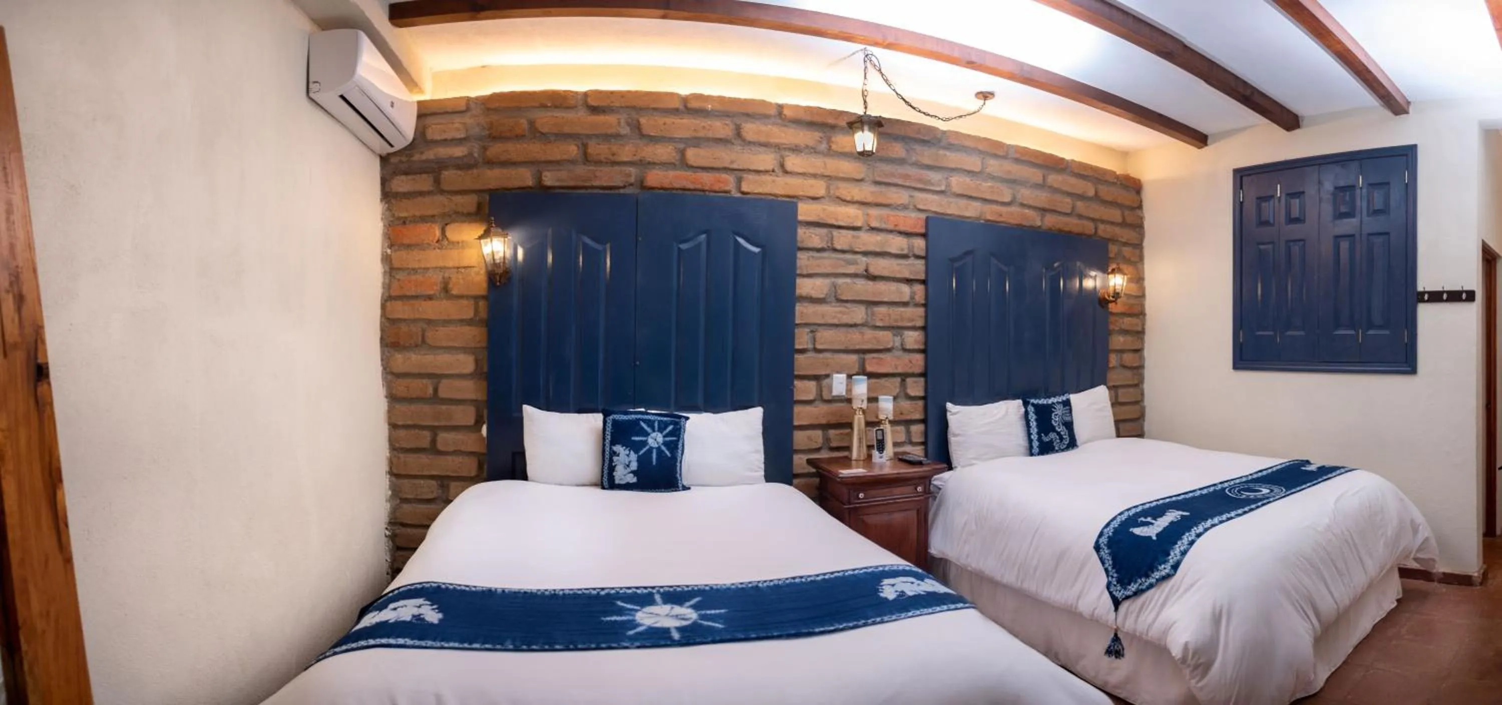 Bed in Casa 1800 Suchitoto Boutique