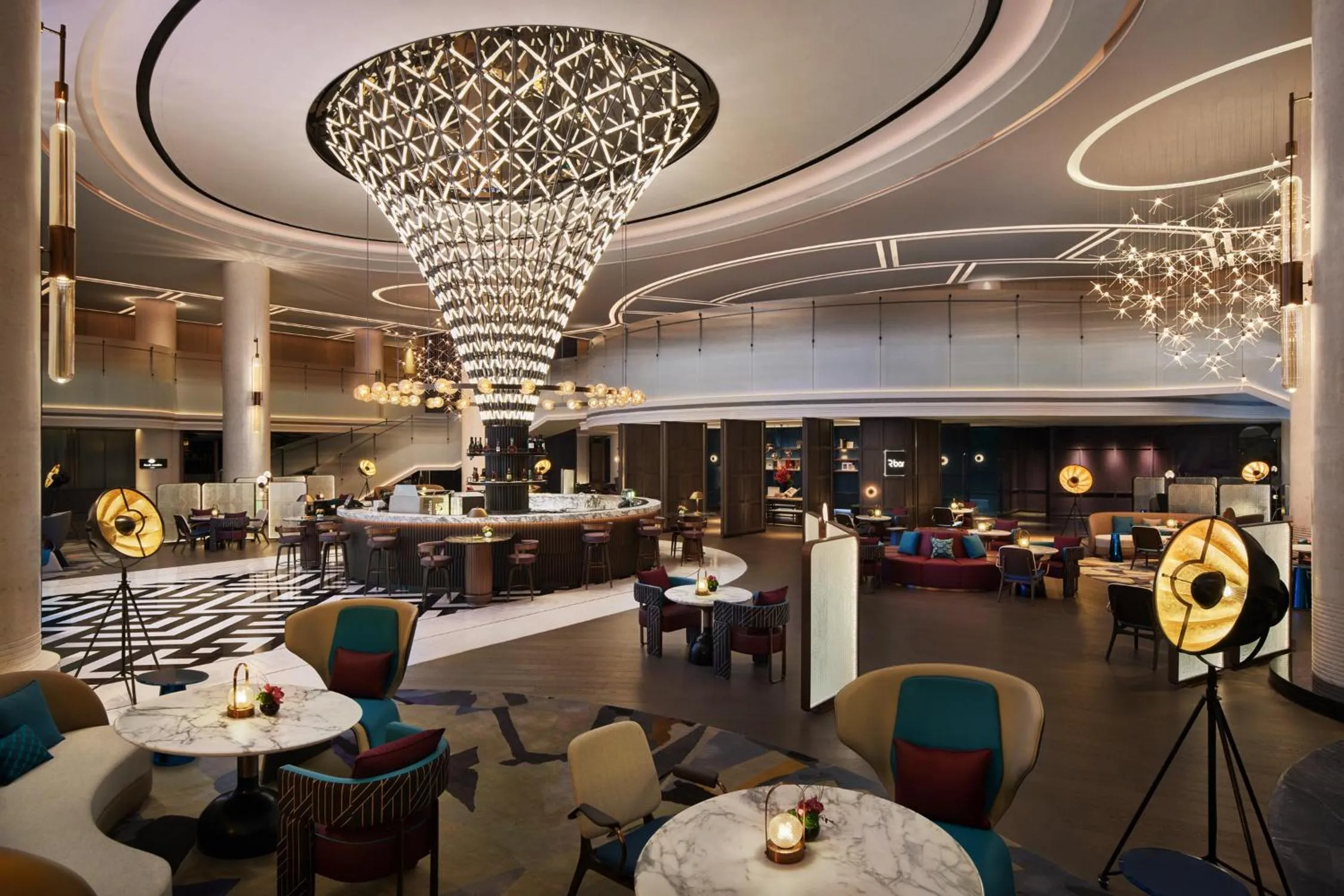 Restaurant/places to eat in Renaissance Shanghai Hongqiao