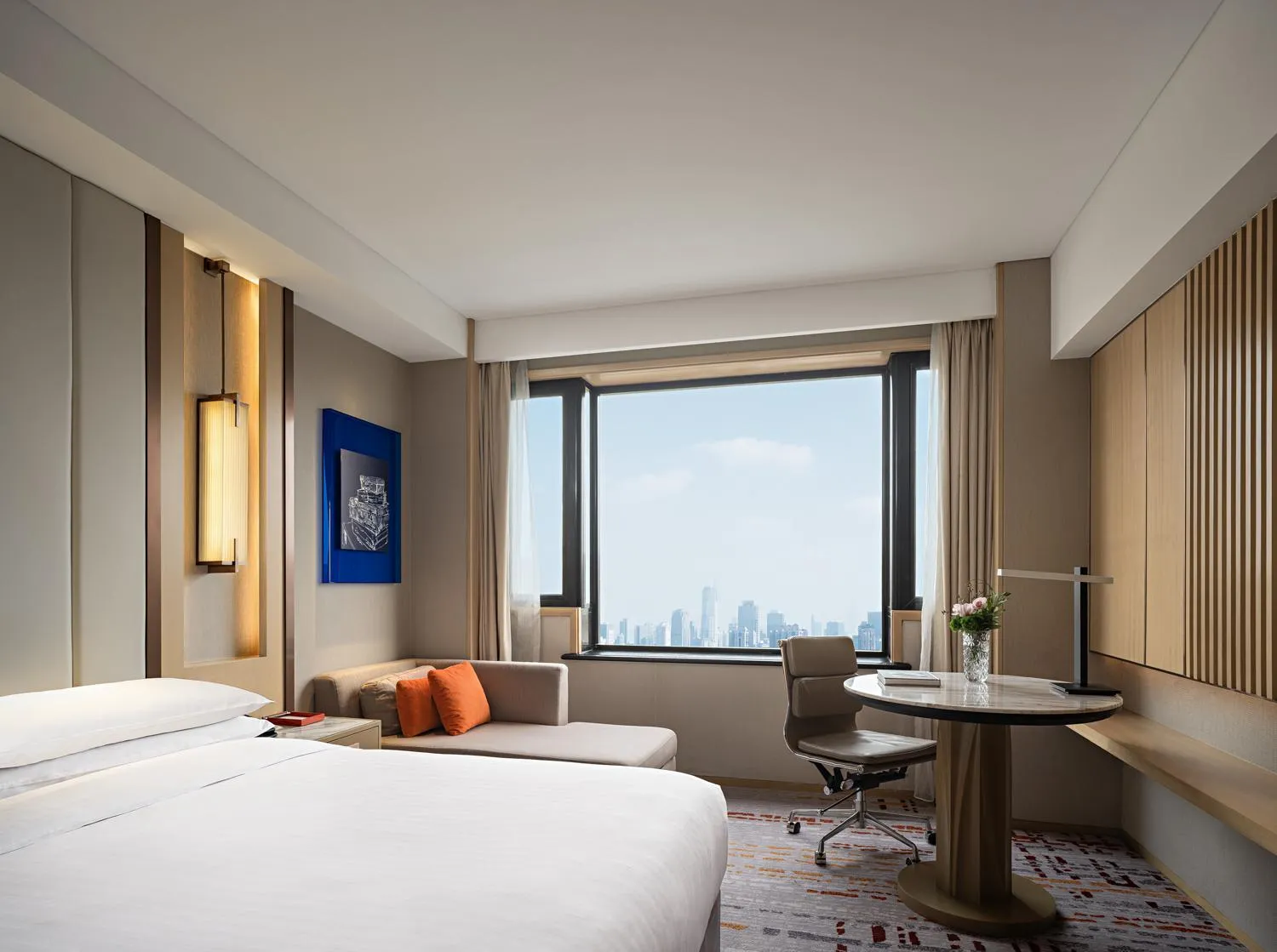 Bed in Renaissance Shanghai Hongqiao