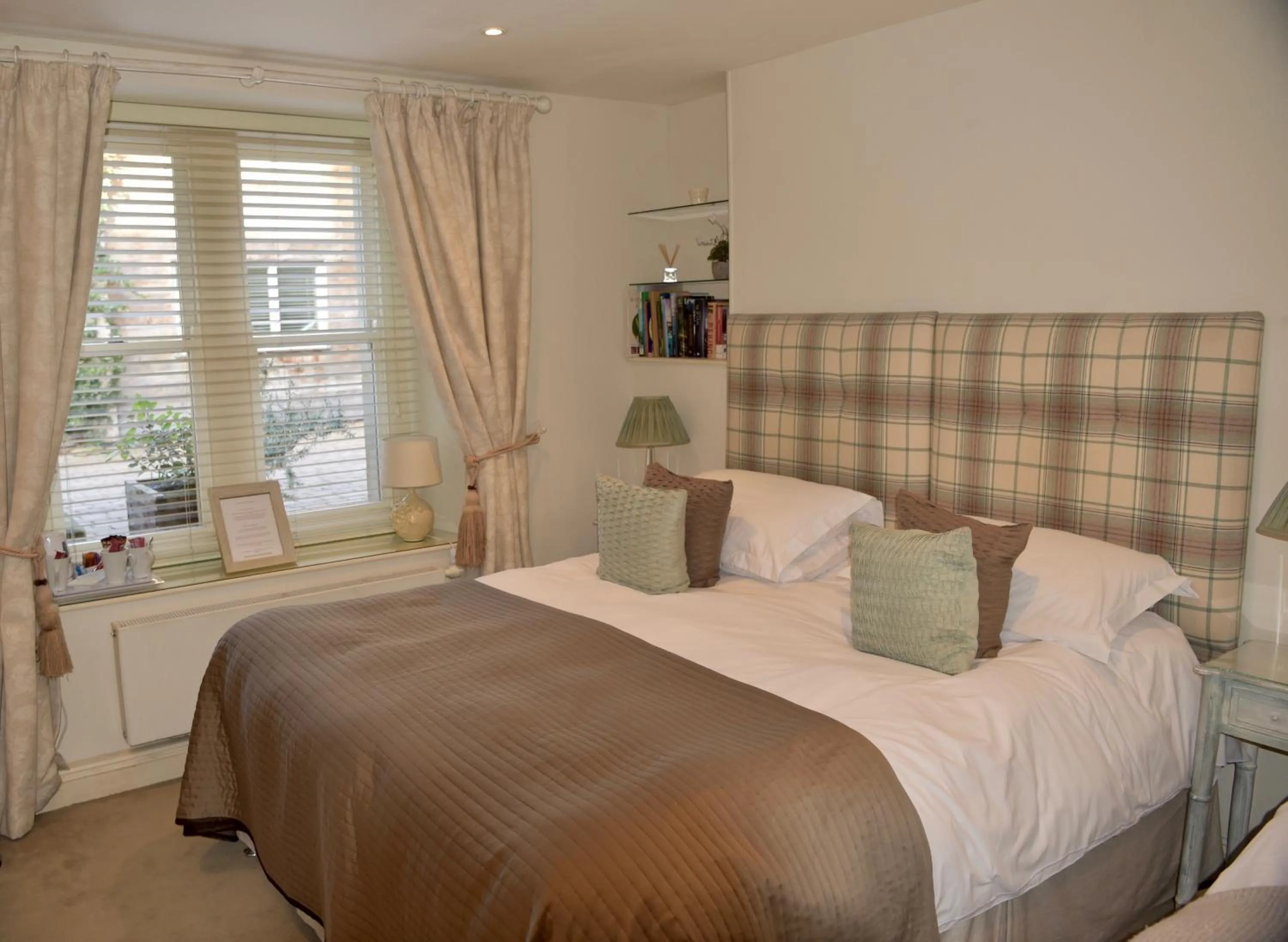 Photo of the whole room, Bed in Lorne House Bed & Breakfast