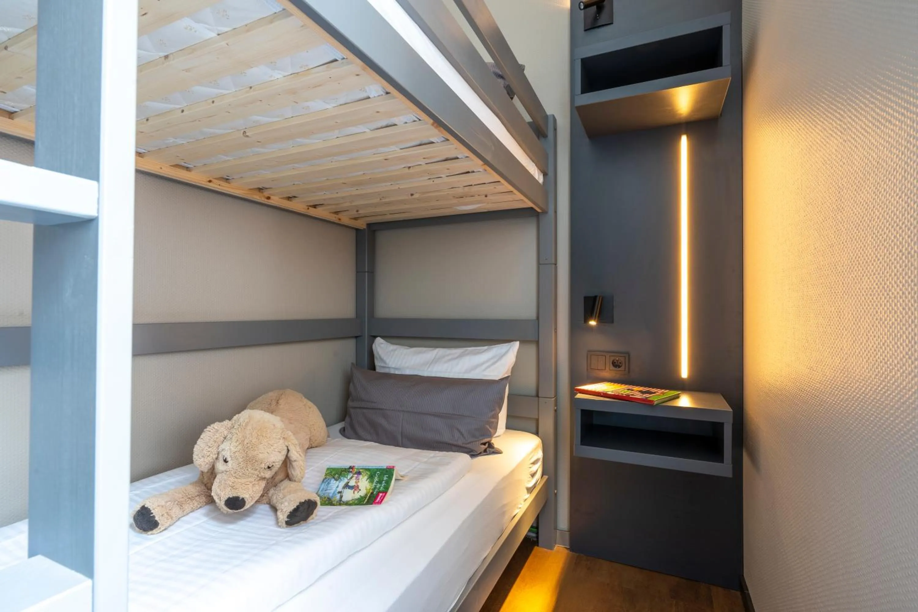 Photo of the whole room, Bed in Arthotel Bakker