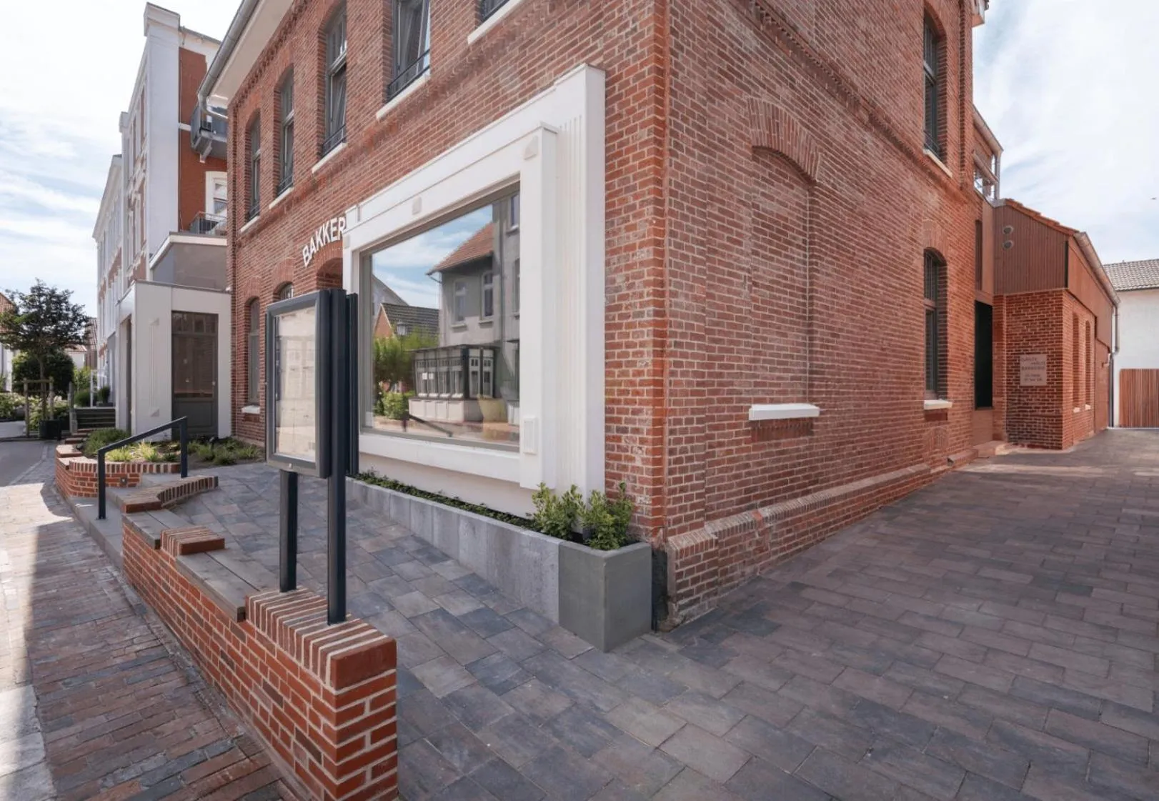 Property building in Arthotel Bakker