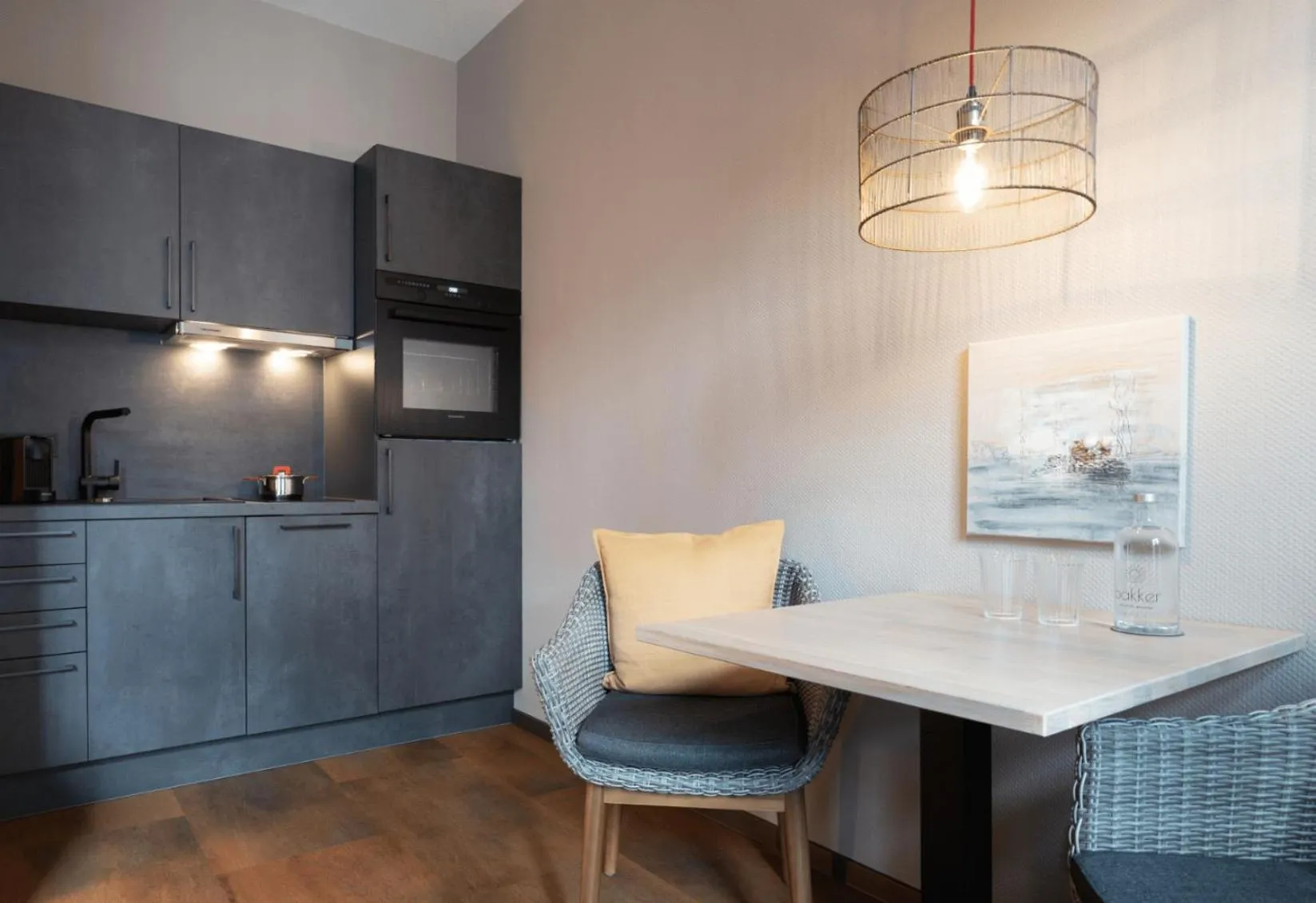 Kitchen or kitchenette in Arthotel Bakker