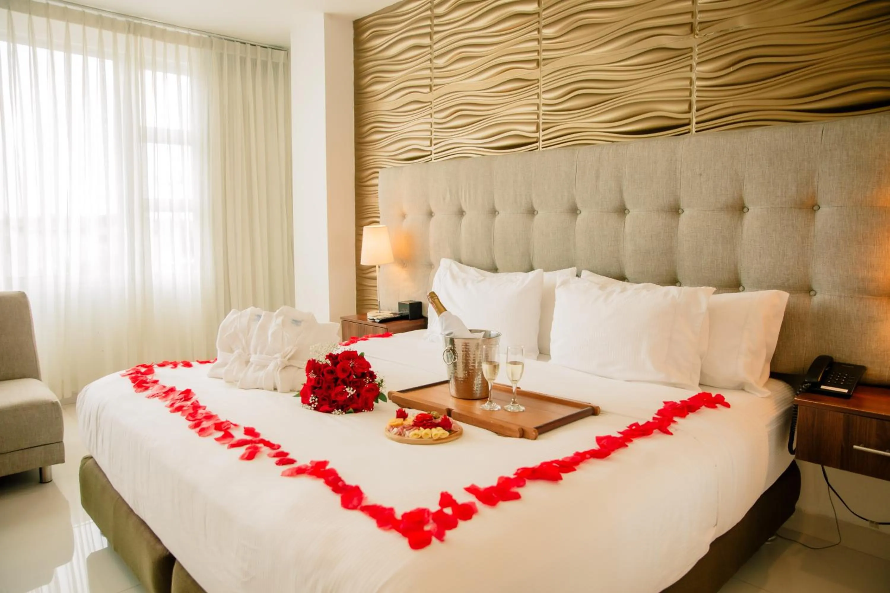 wedding, Bed in Hotel Parque Del Sol