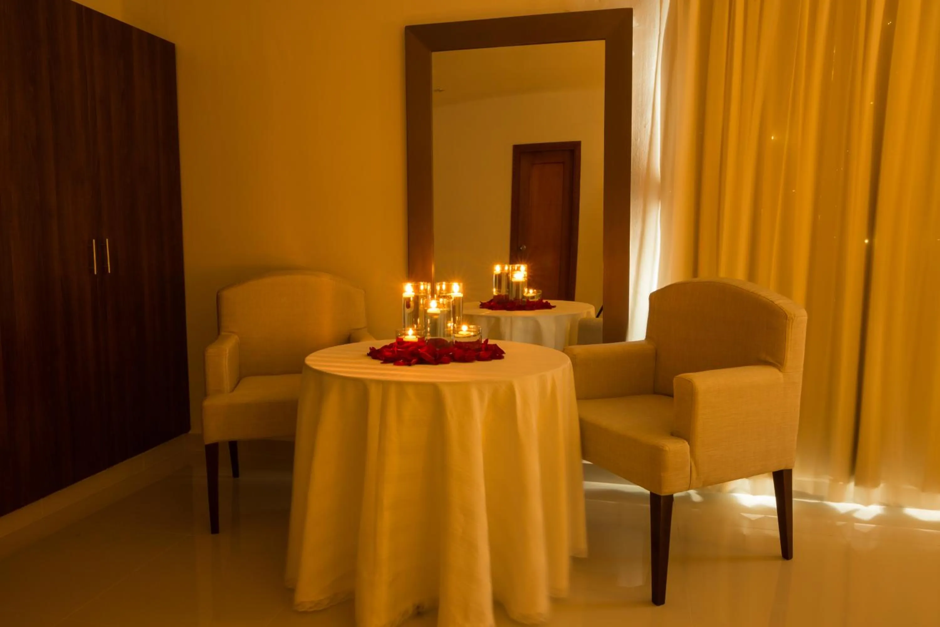 Seating area in Hotel Parque Del Sol