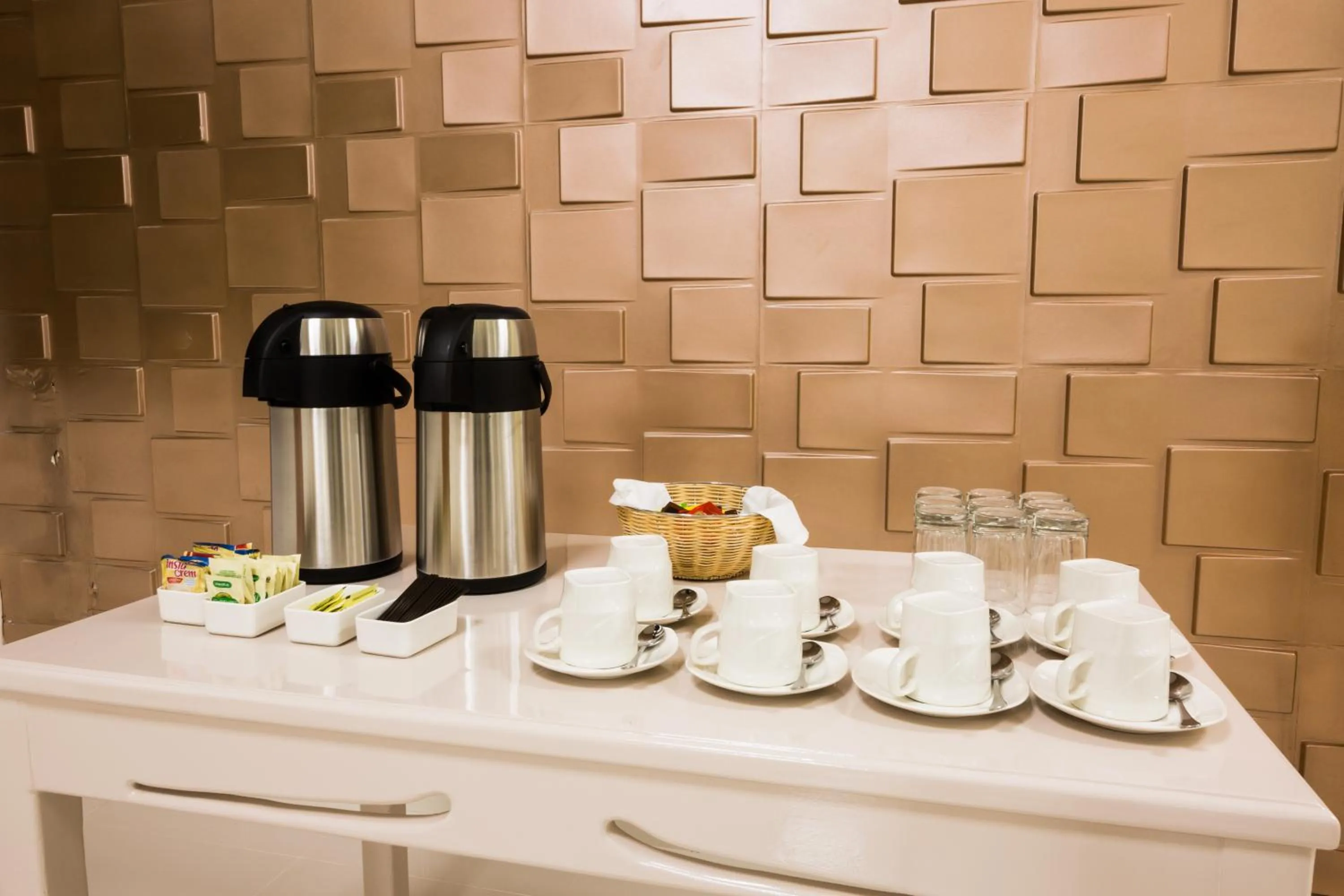 Coffee/tea facilities in Hotel Parque Del Sol