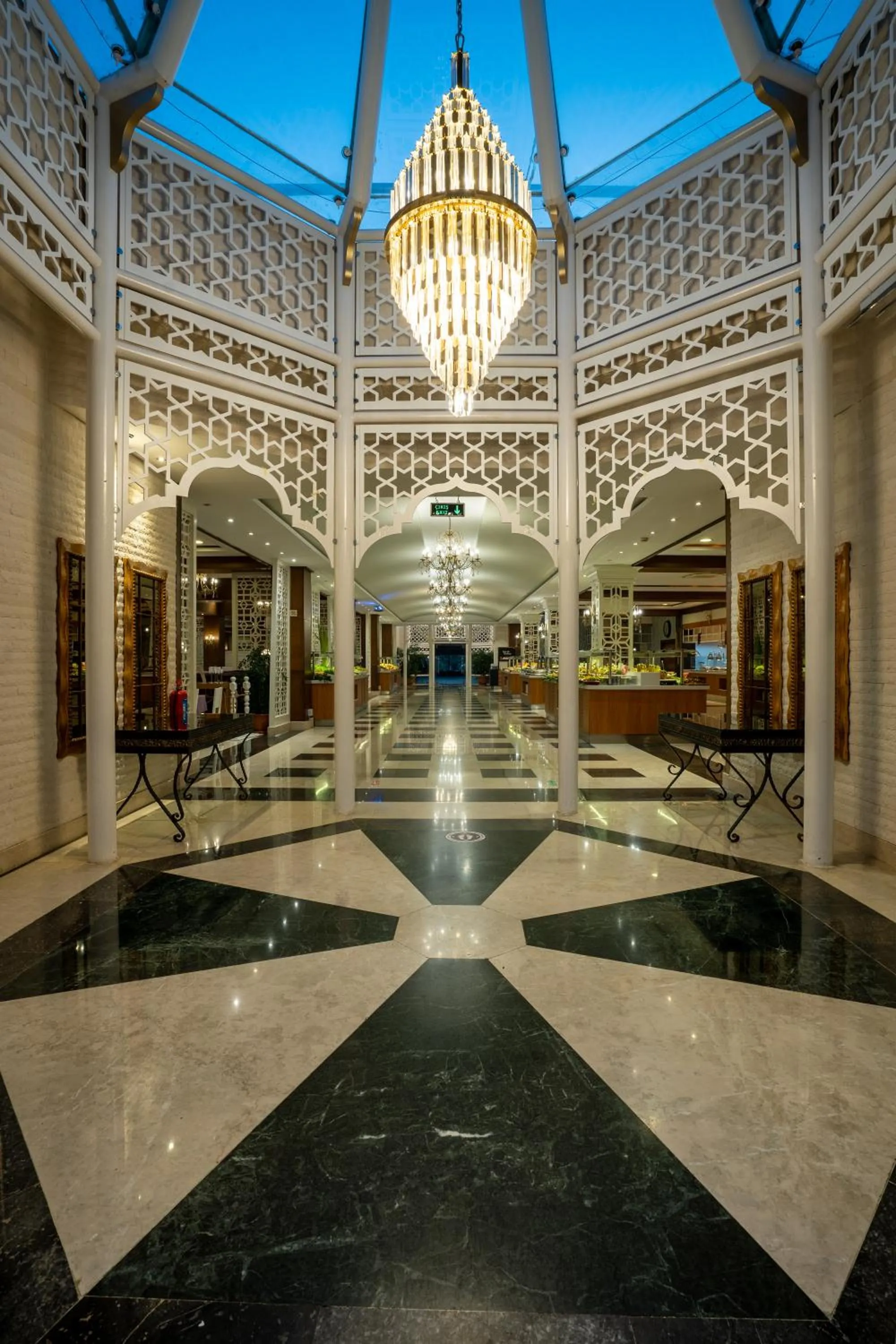 Restaurant/places to eat in Club Hotel Felicia Village