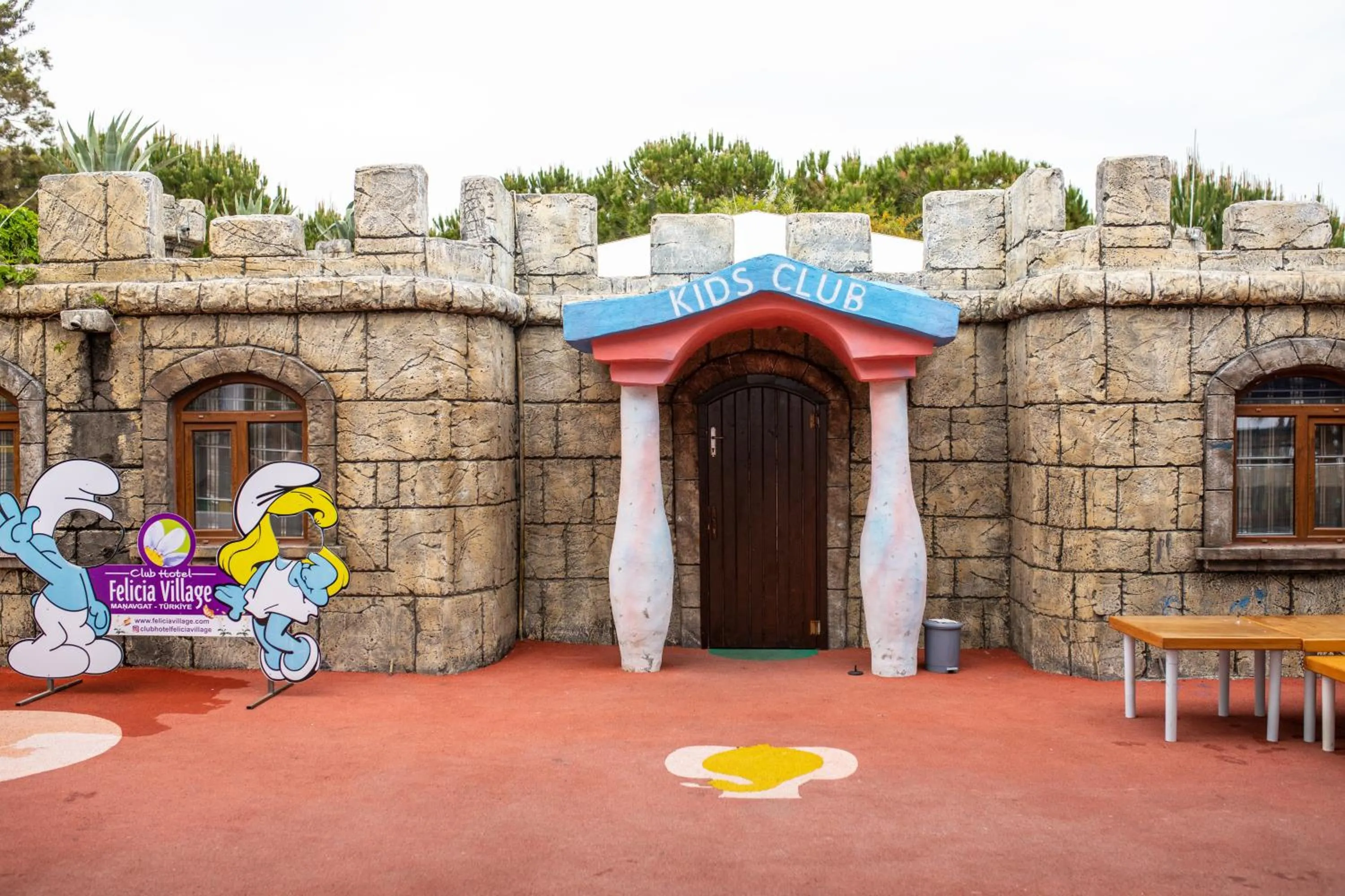 Day in Club Hotel Felicia Village