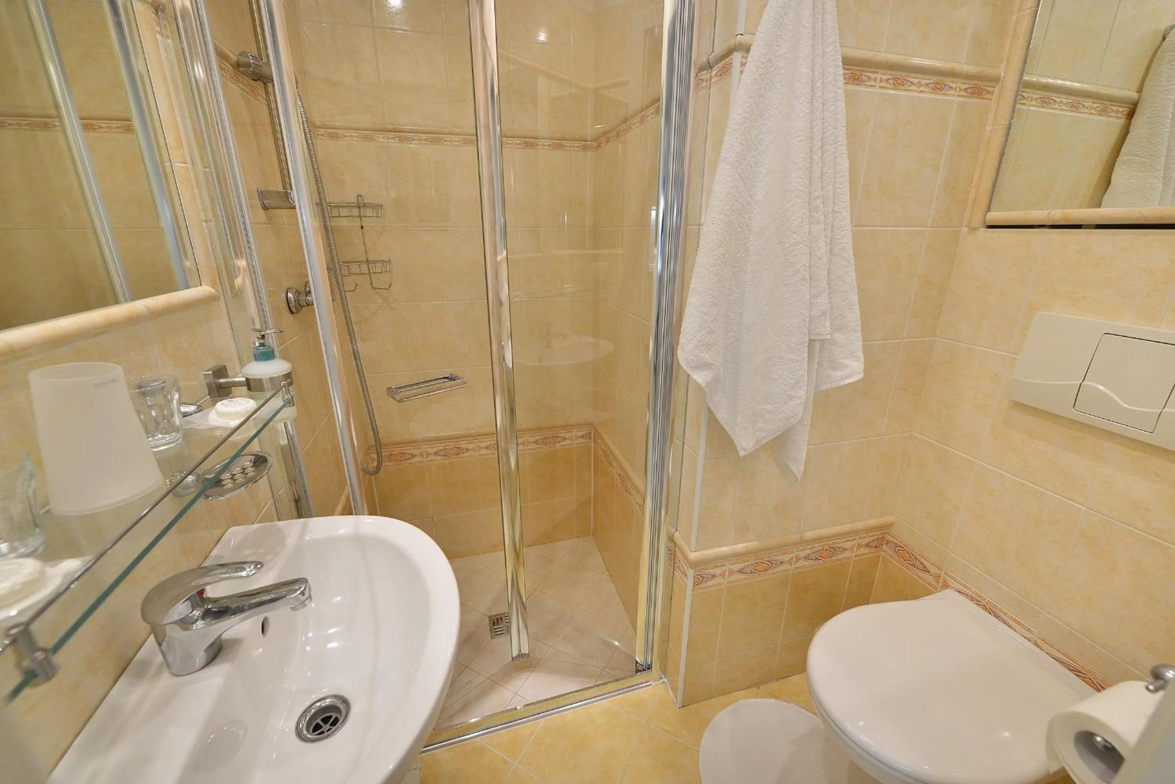 Shower in A. V. Pension Praha