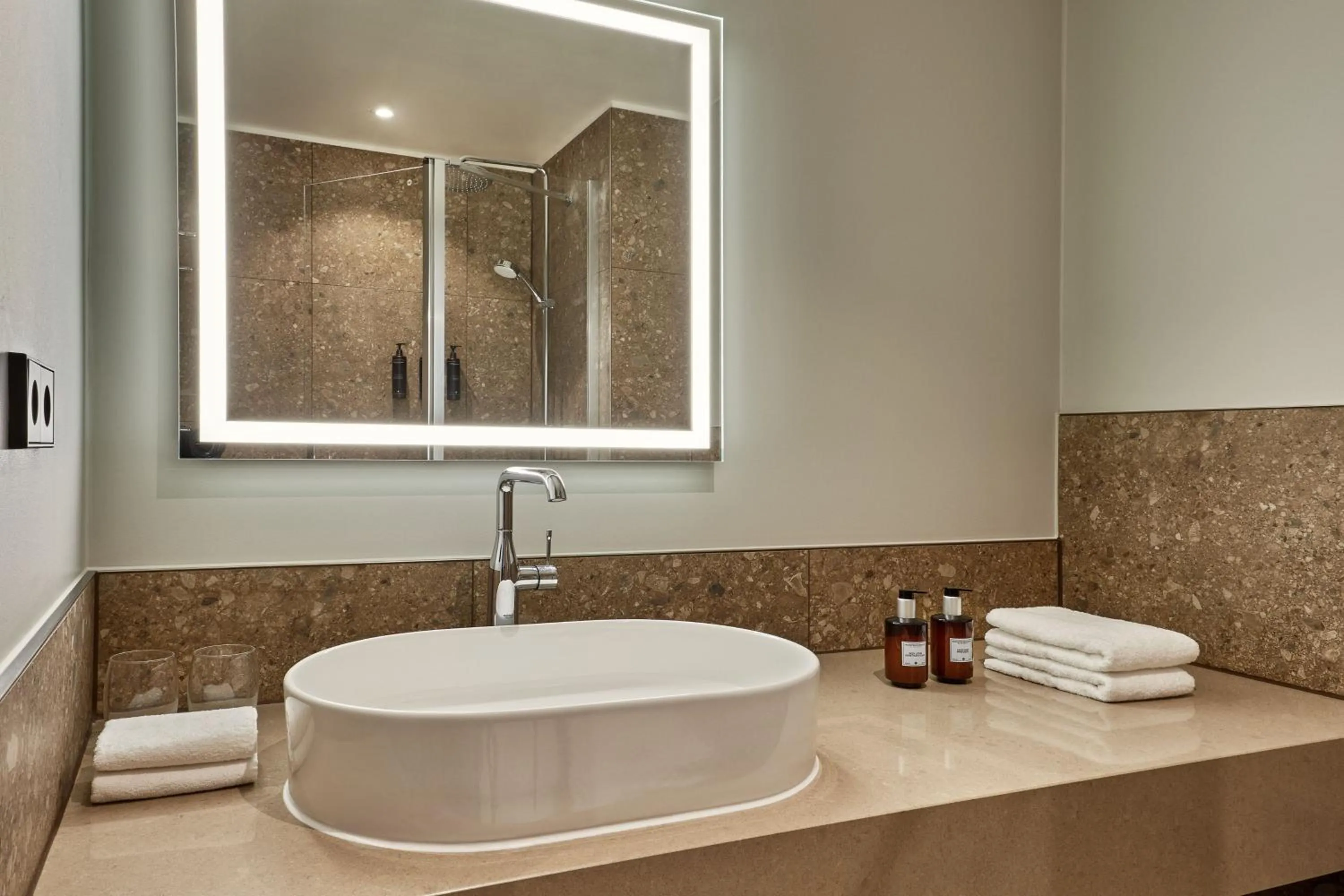 Bathroom in Residence Inn by Marriott Munich Central