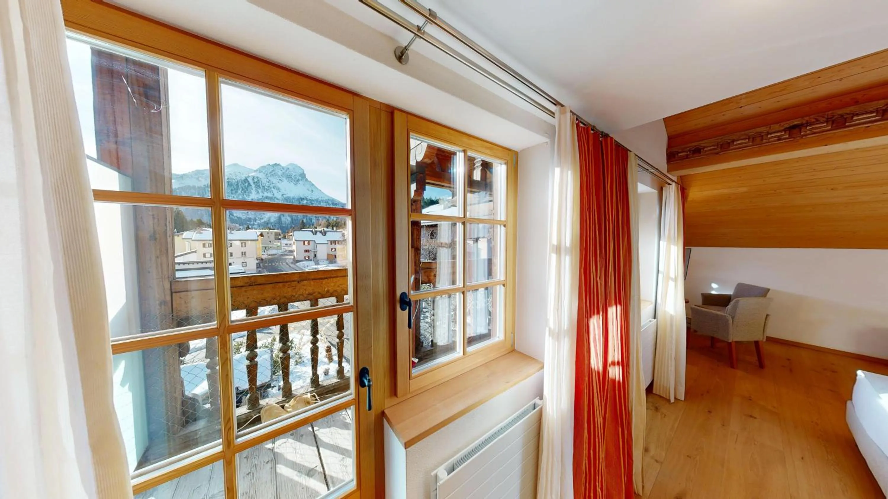 Balcony/Terrace, Bed in Schweizerhaus Swiss Quality Hotel