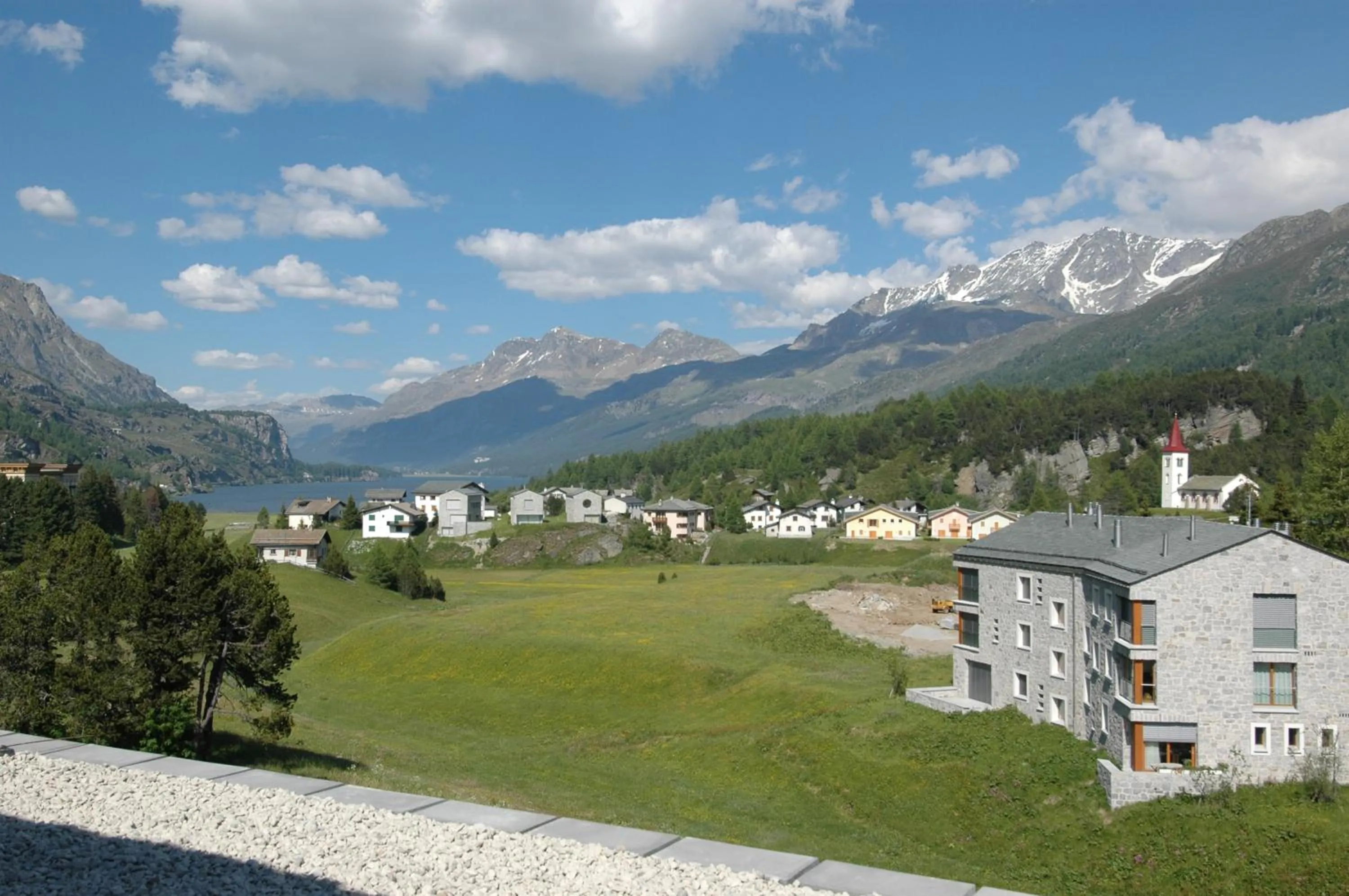 Spring in Schweizerhaus Swiss Quality Hotel
