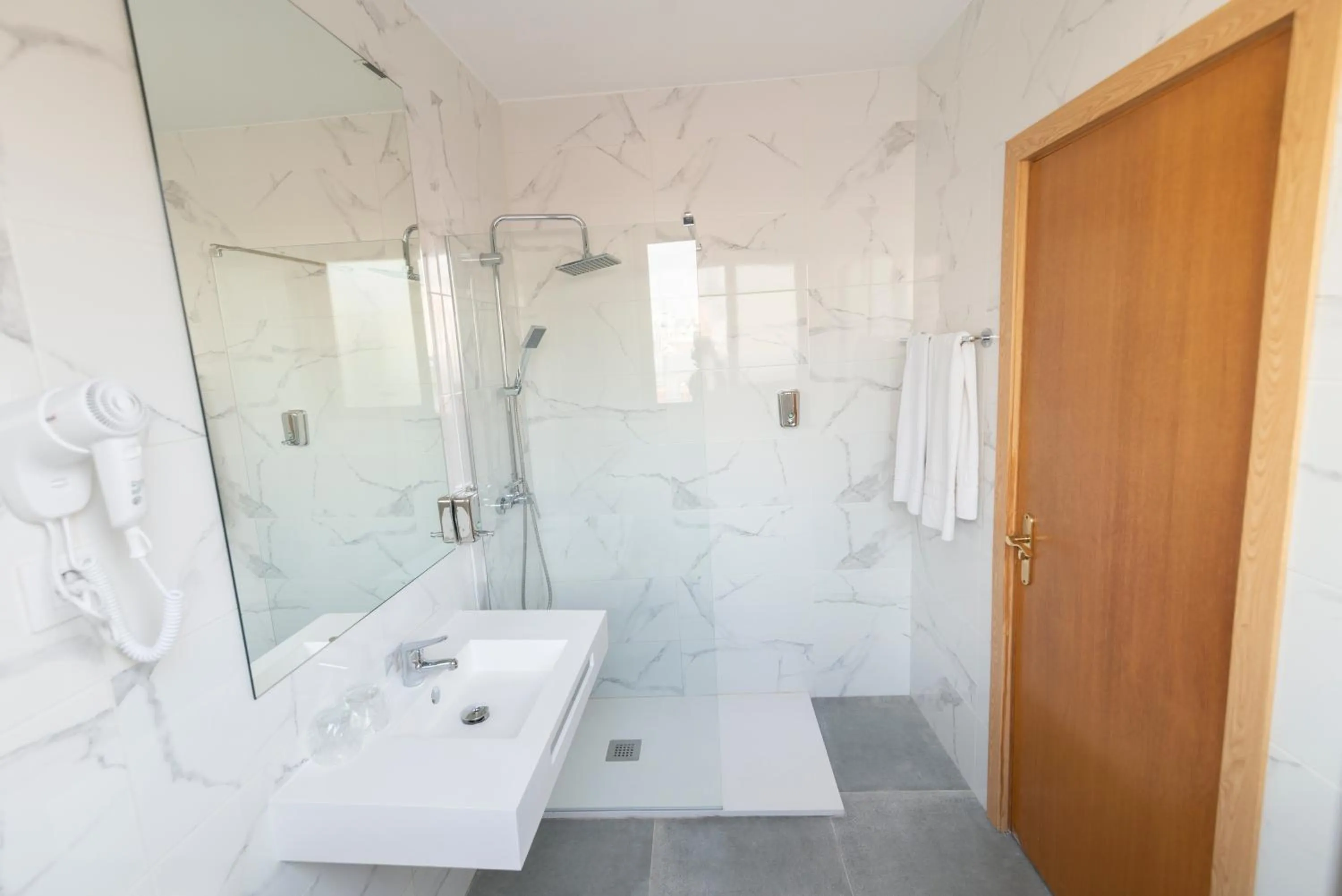 Bathroom in Madrisol