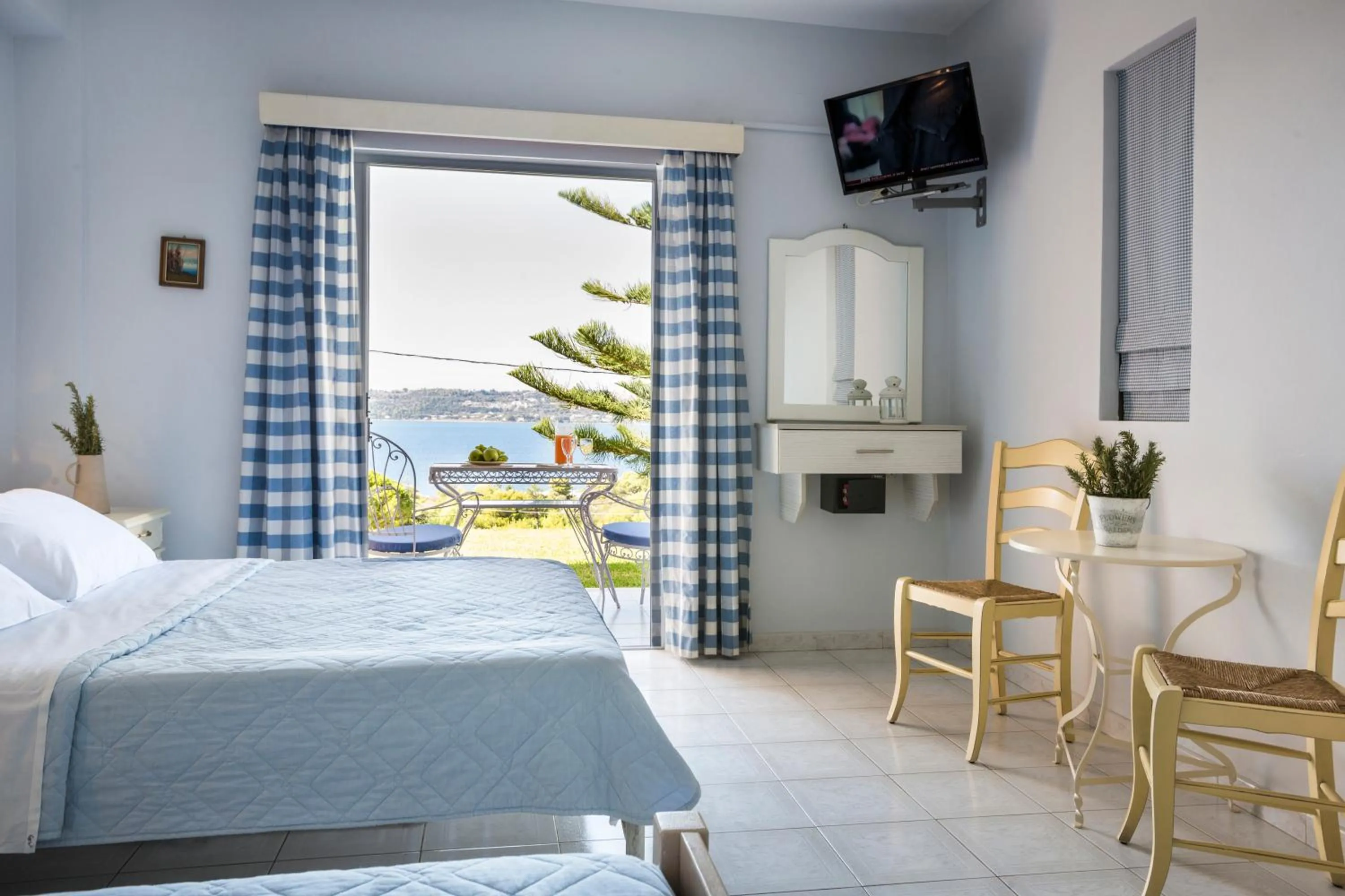 Natural landscape, Bed in Panorama Fanari studios and apartments