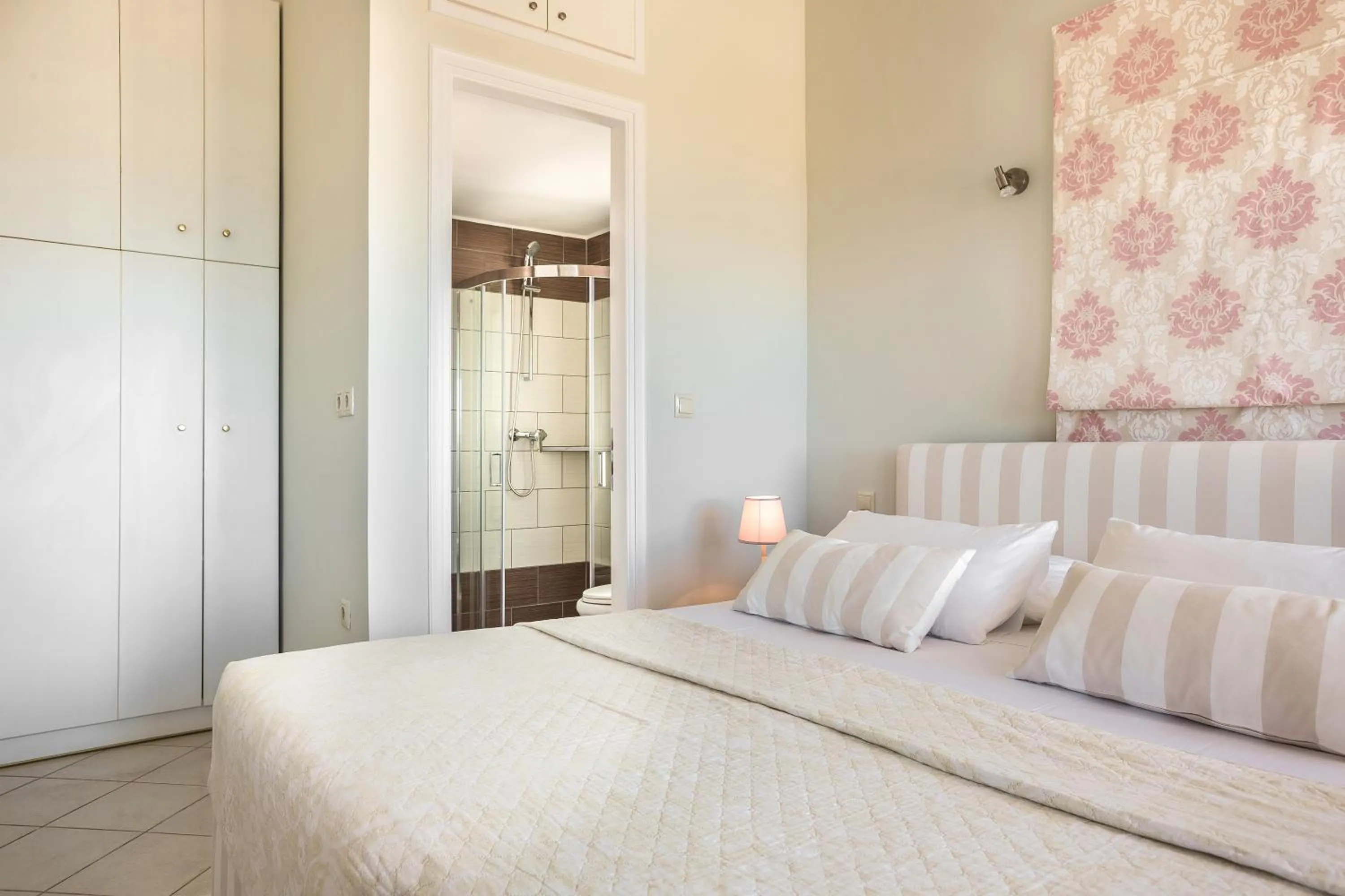 Bed in Panorama Fanari studios and apartments