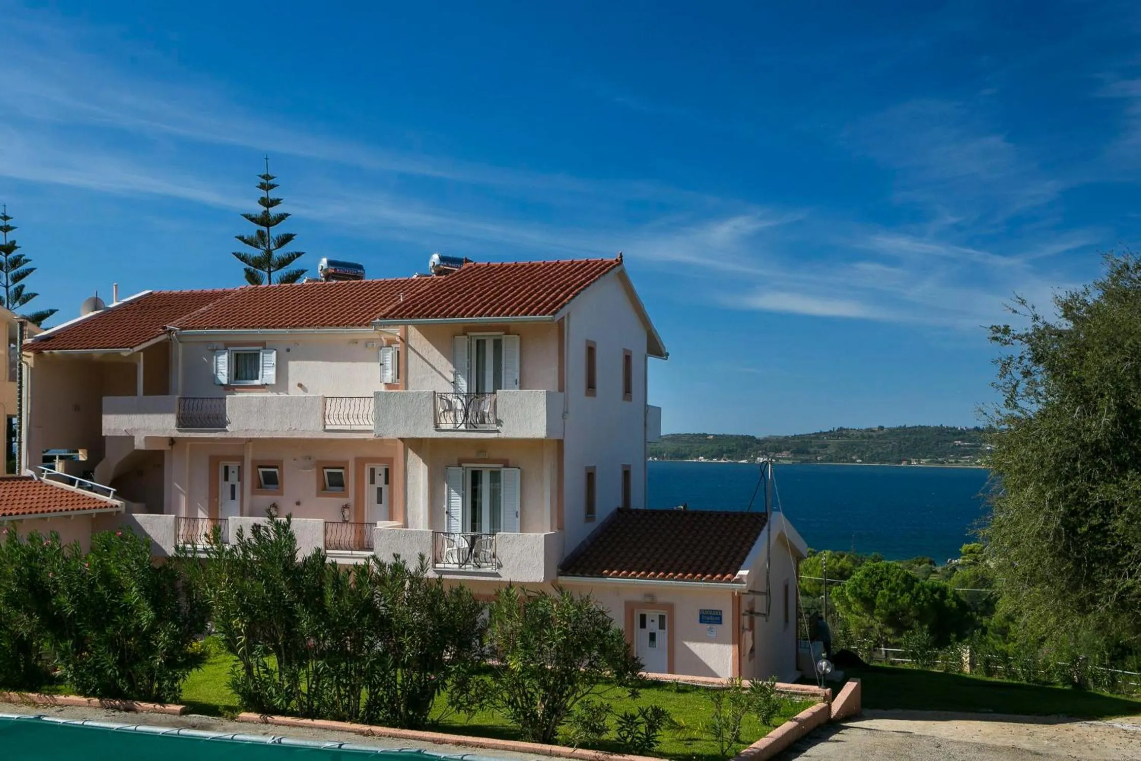 Facade/entrance in Panorama Fanari studios and apartments