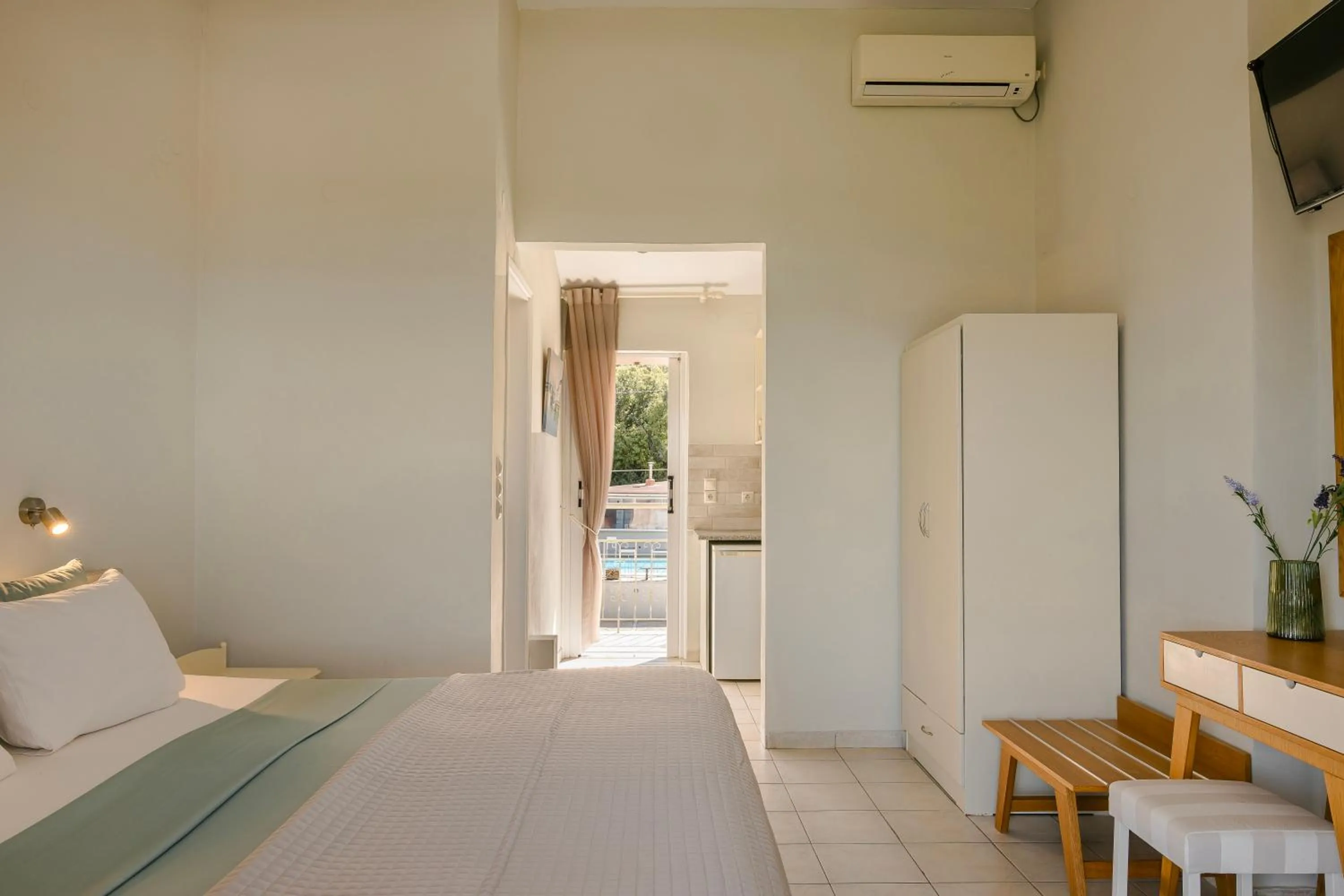 Photo of the whole room, Bed in Panorama Fanari studios and apartments