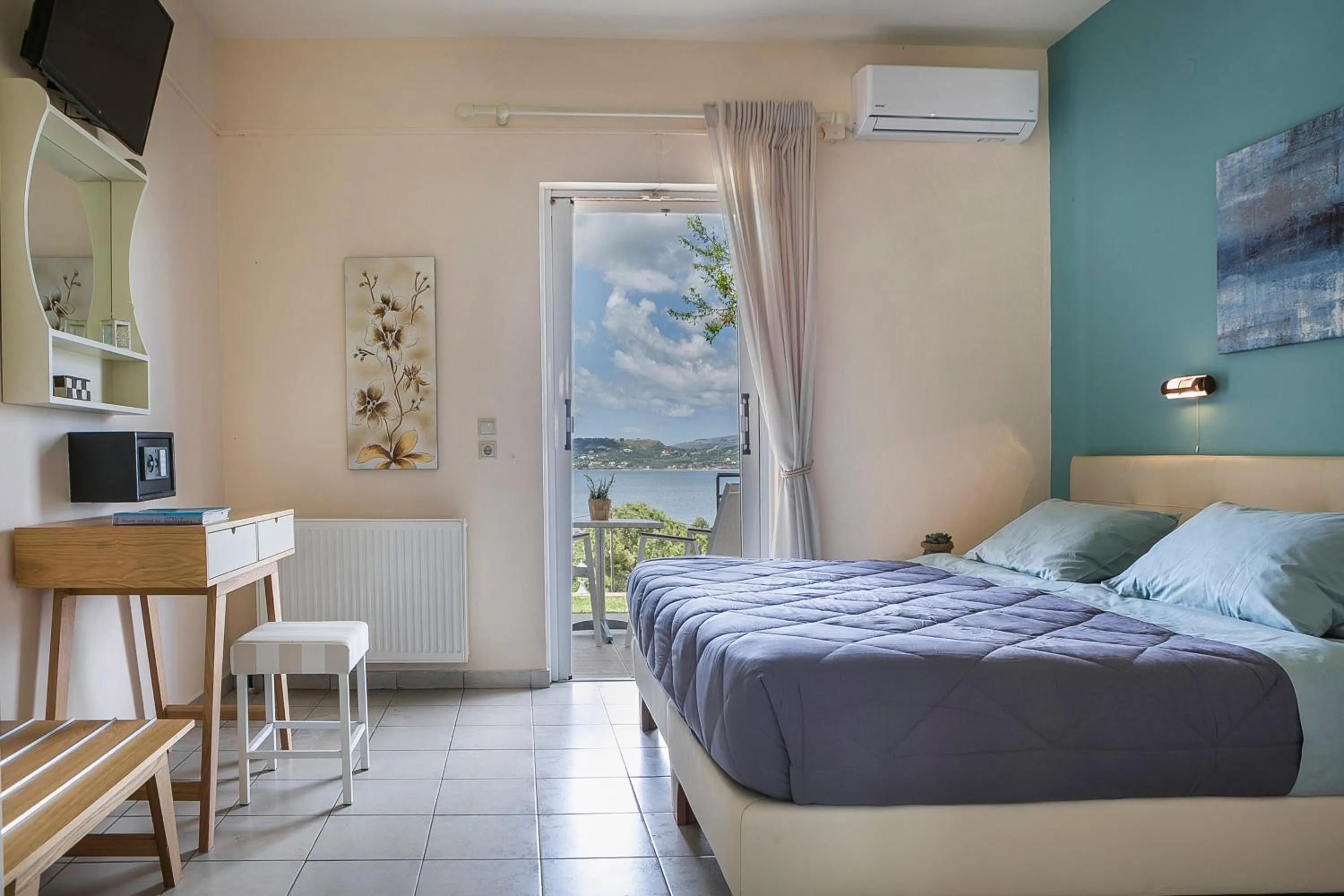 Bed in Panorama Fanari studios and apartments