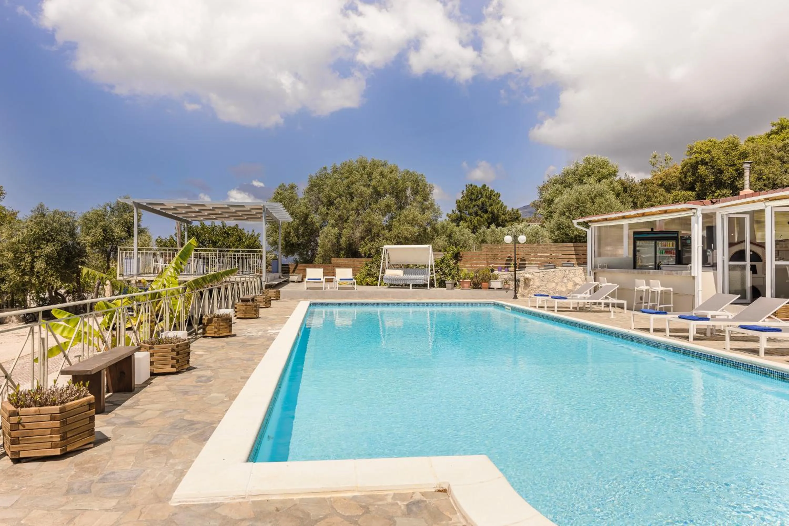 Swimming pool in Panorama Fanari studios and apartments
