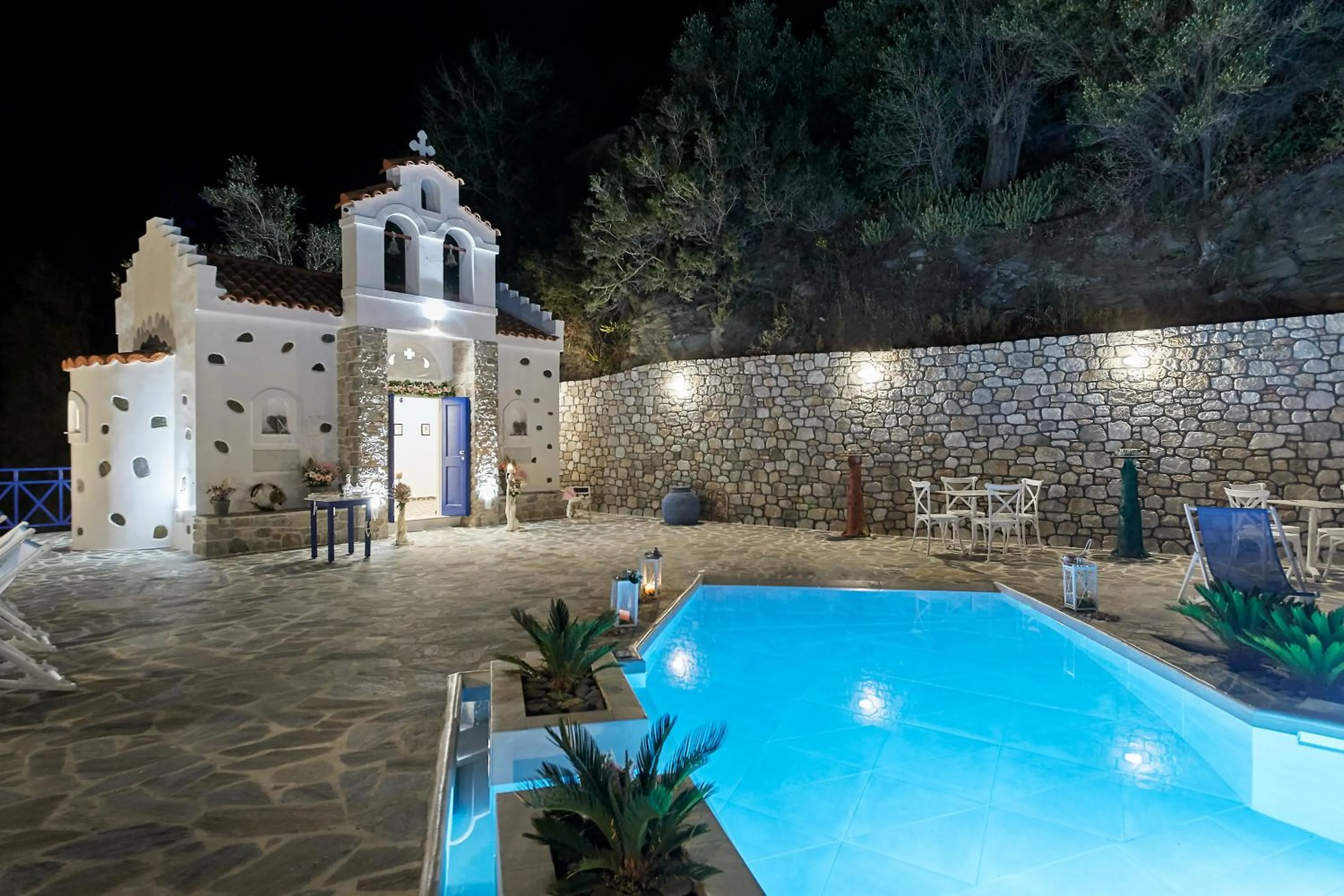 Banquet/Function facilities in Kerame Studios & Apartments