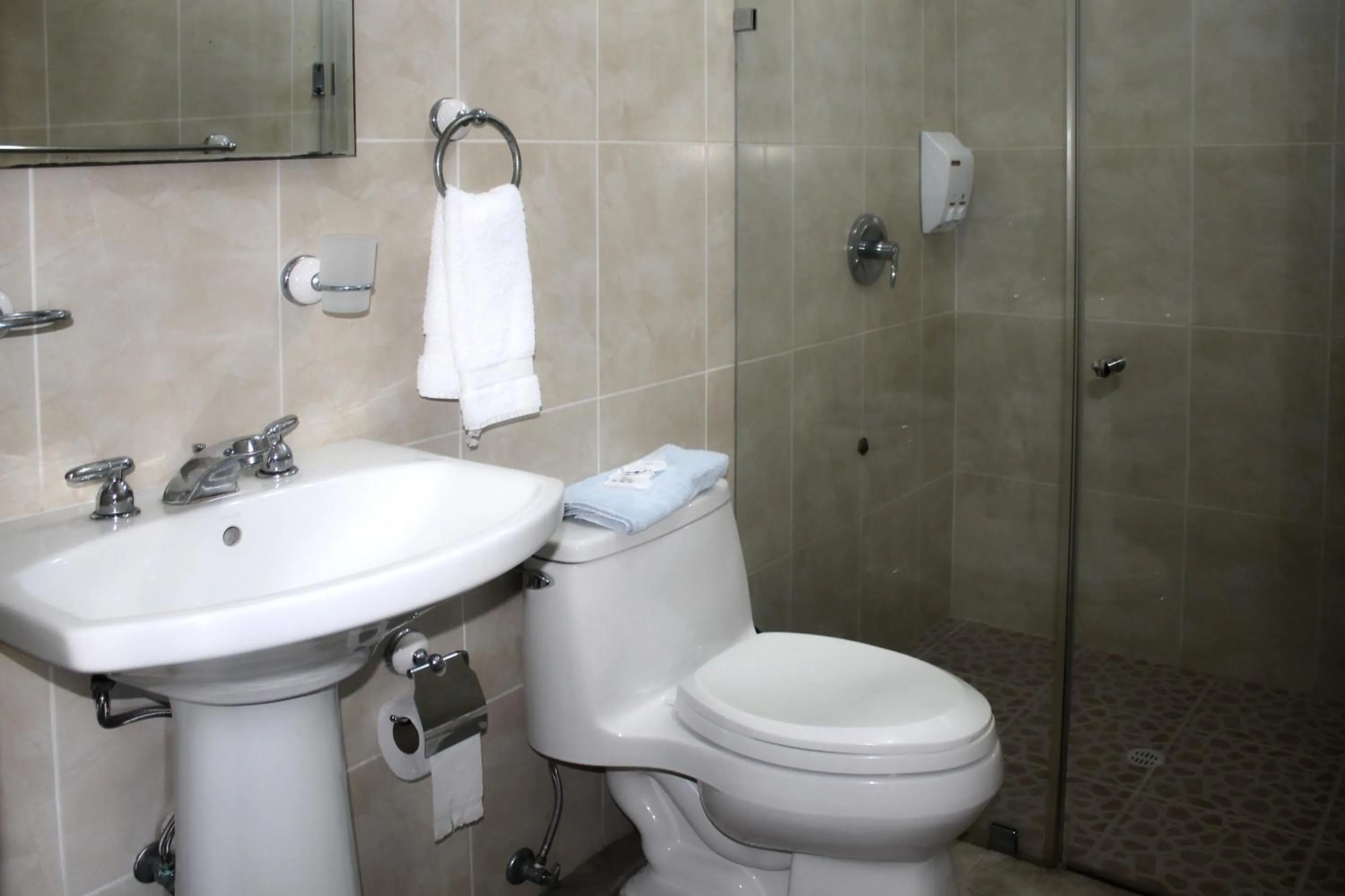 Bathroom in Hotel Cally