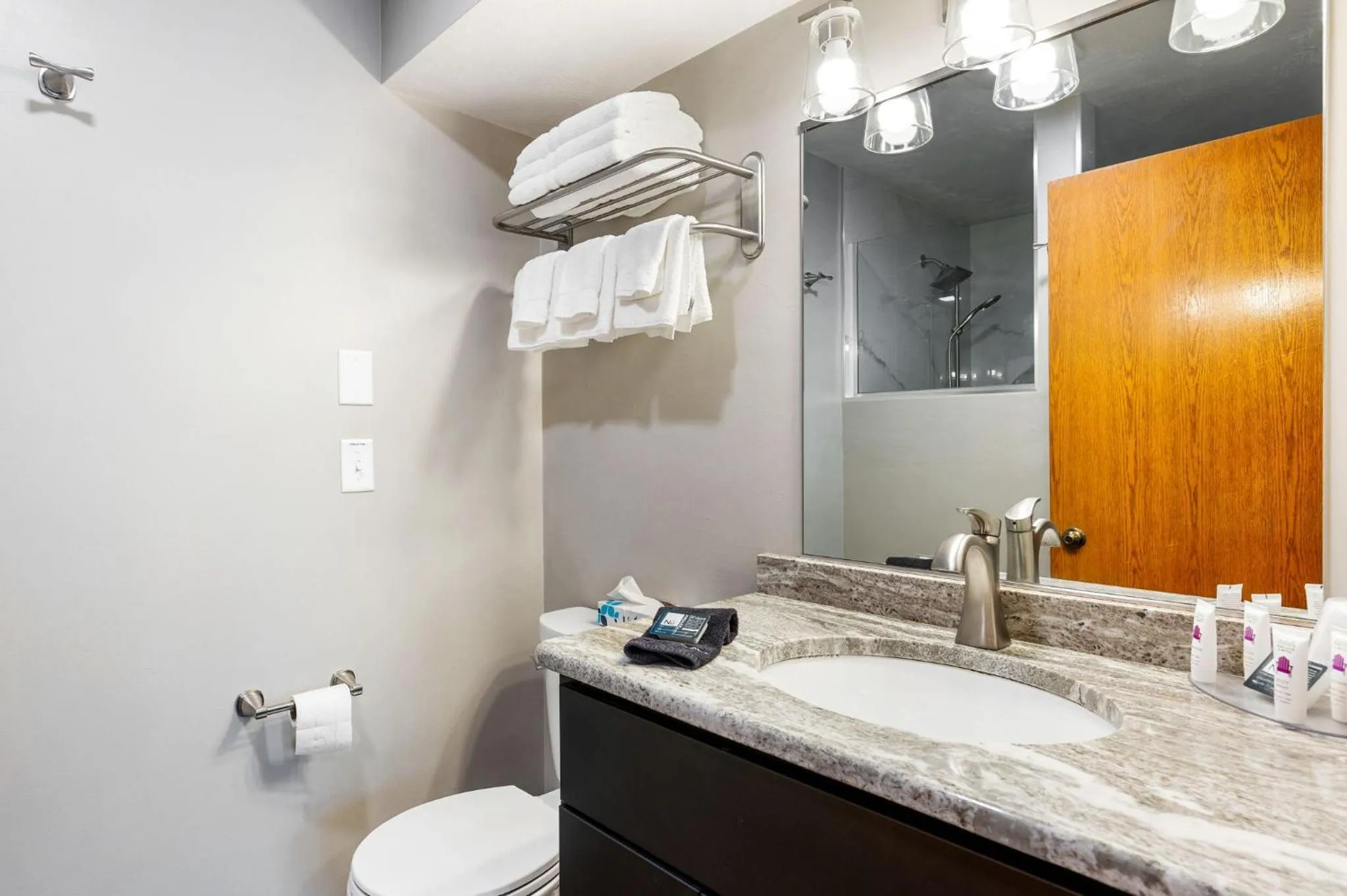 Bathroom in Evergreen Hill Condominiums