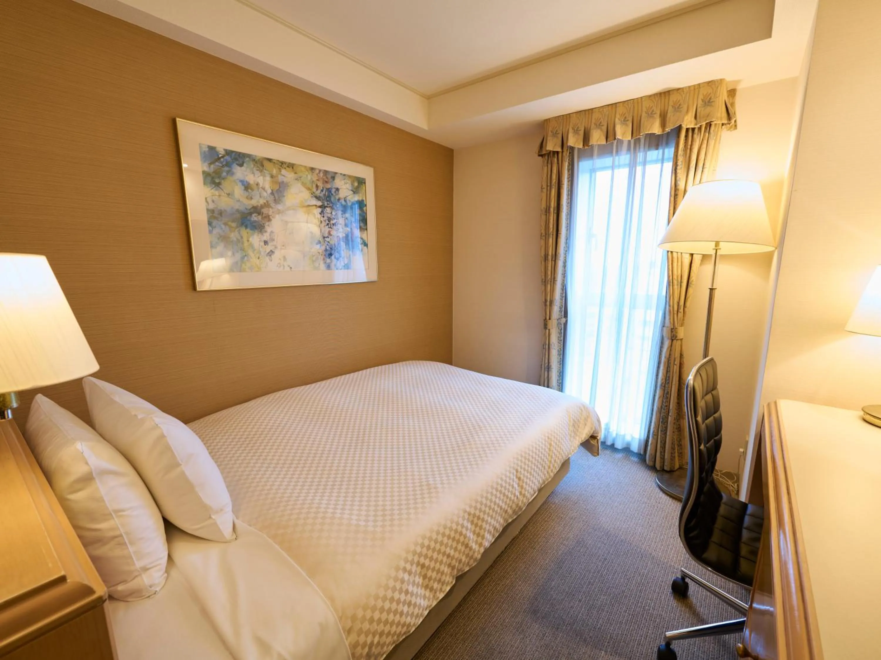 Photo of the whole room, Bed in Utsunomiya Tobu Hotel Grande