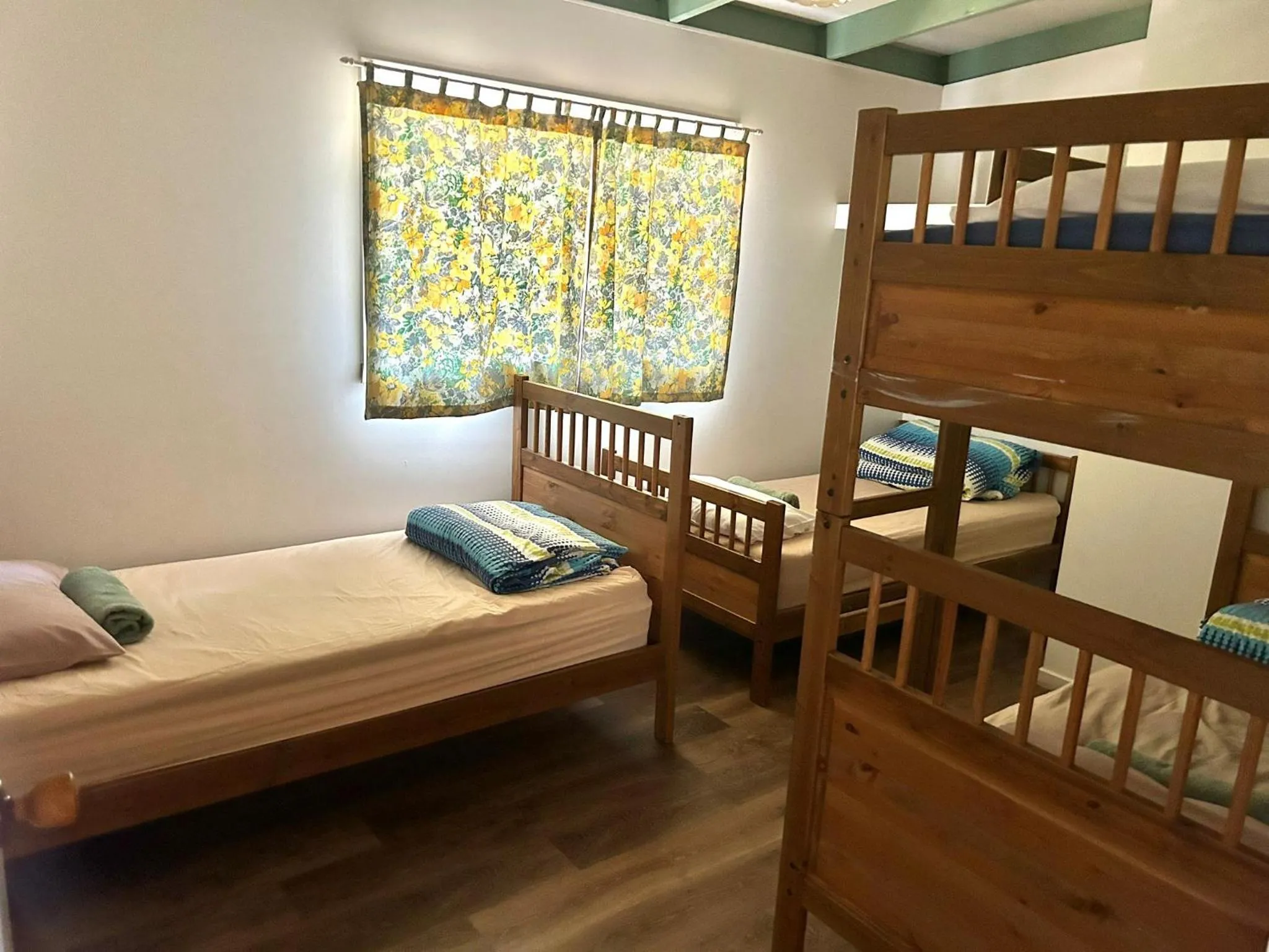 Bed in The Black Sparrow