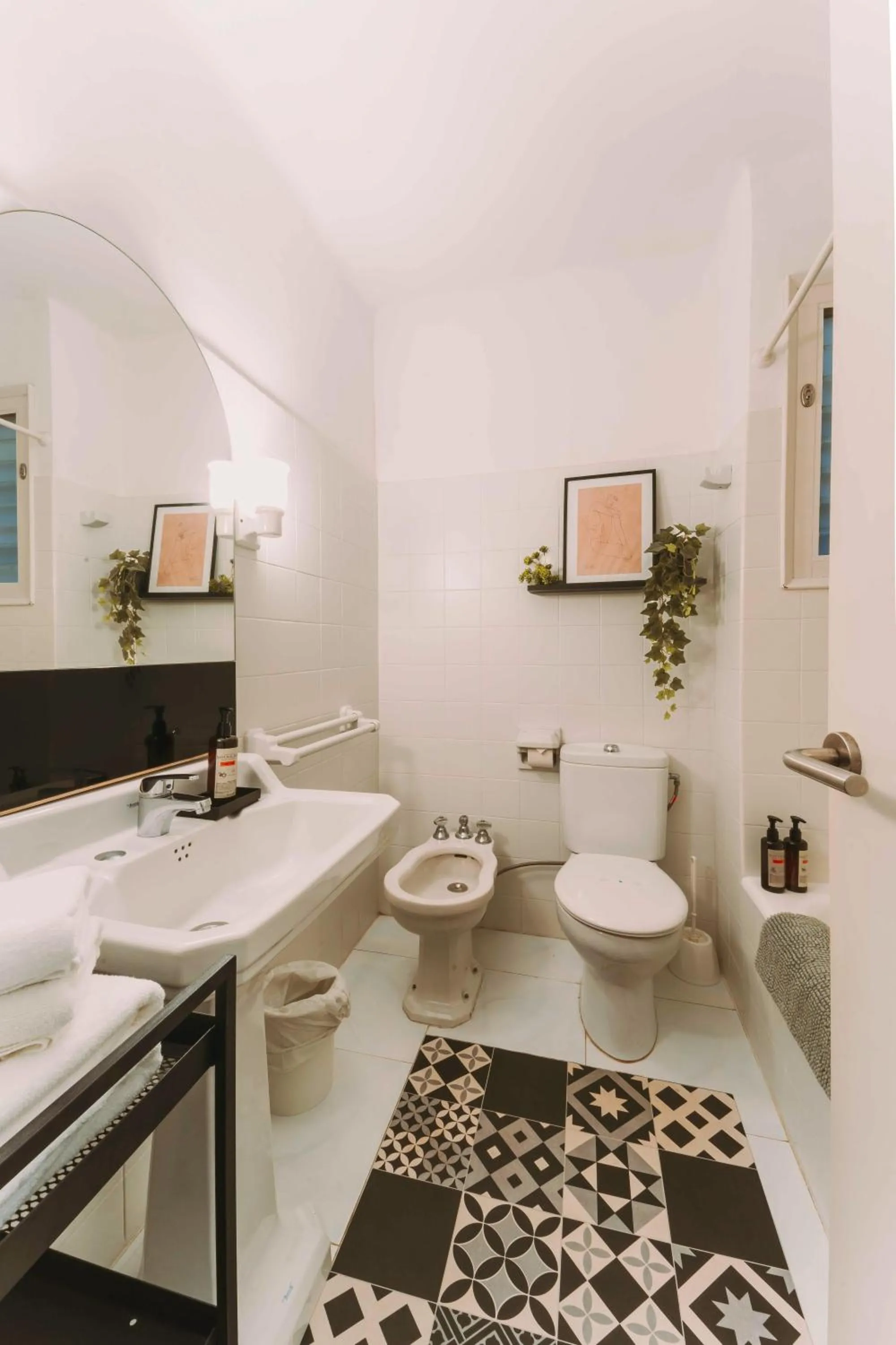 Toilet in Hotel Bell Repos