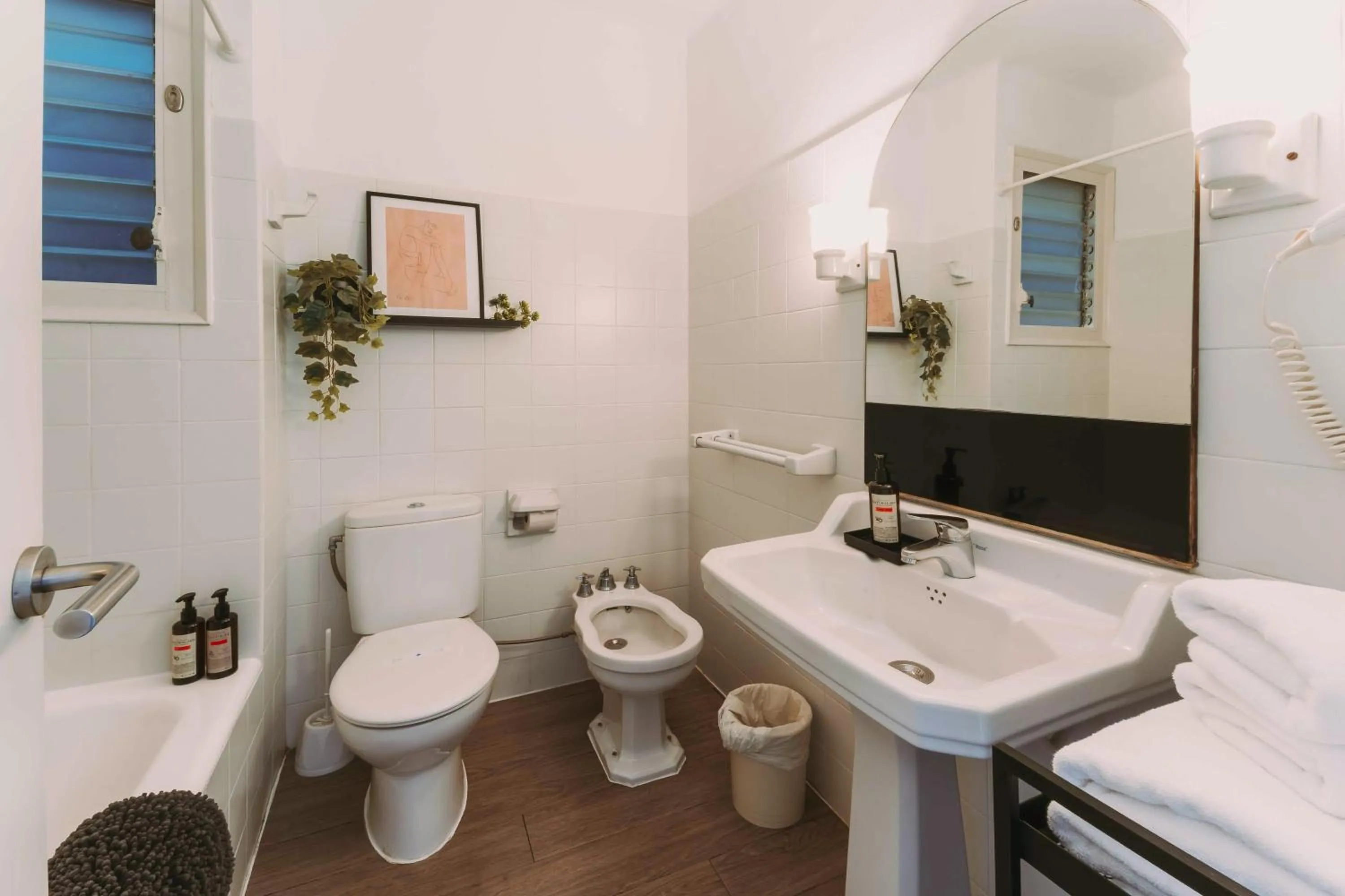 Toilet in Hotel Bell Repos