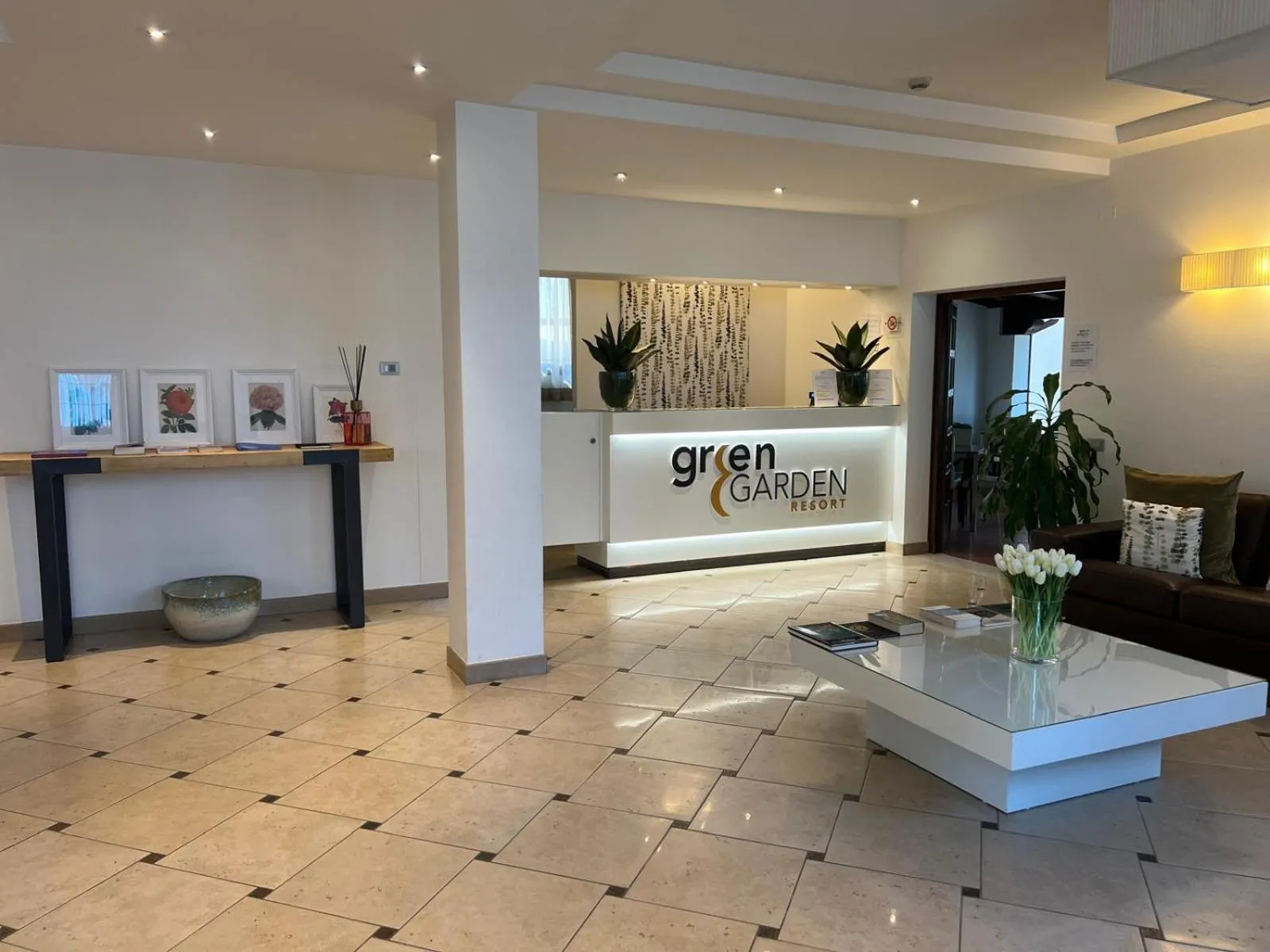 Property building in GREEN GARDEN Resort - Smart Hotel