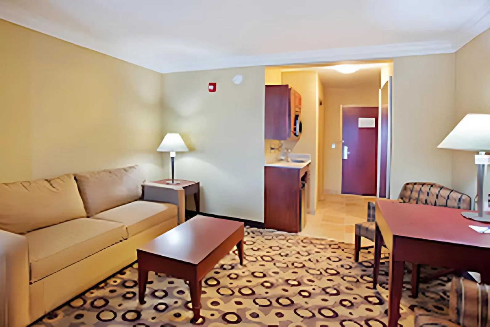 Holiday Inn Express & Suites Macon - I-475 by IHG