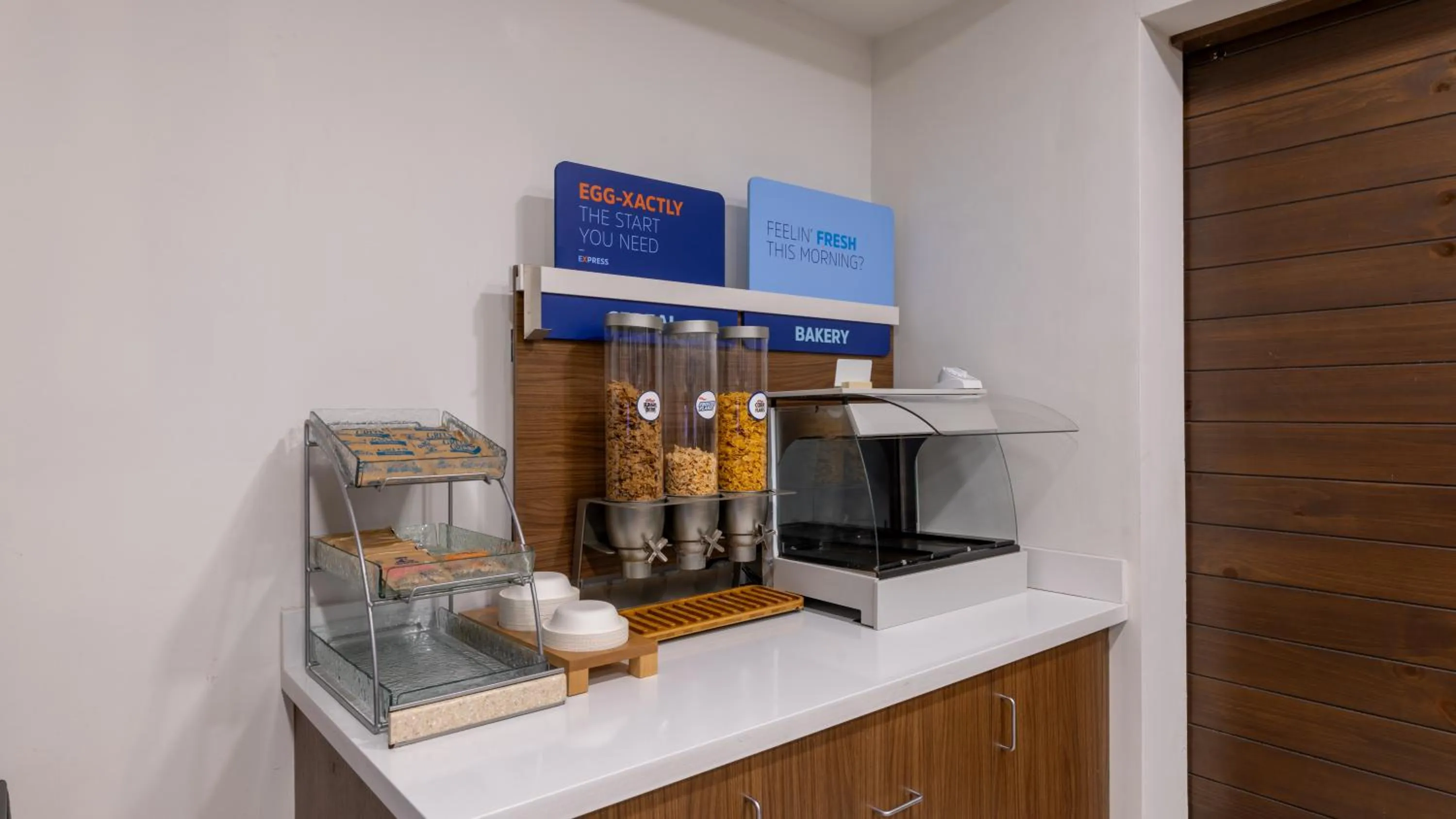 Holiday Inn Express & Suites Macon - I-475 by IHG