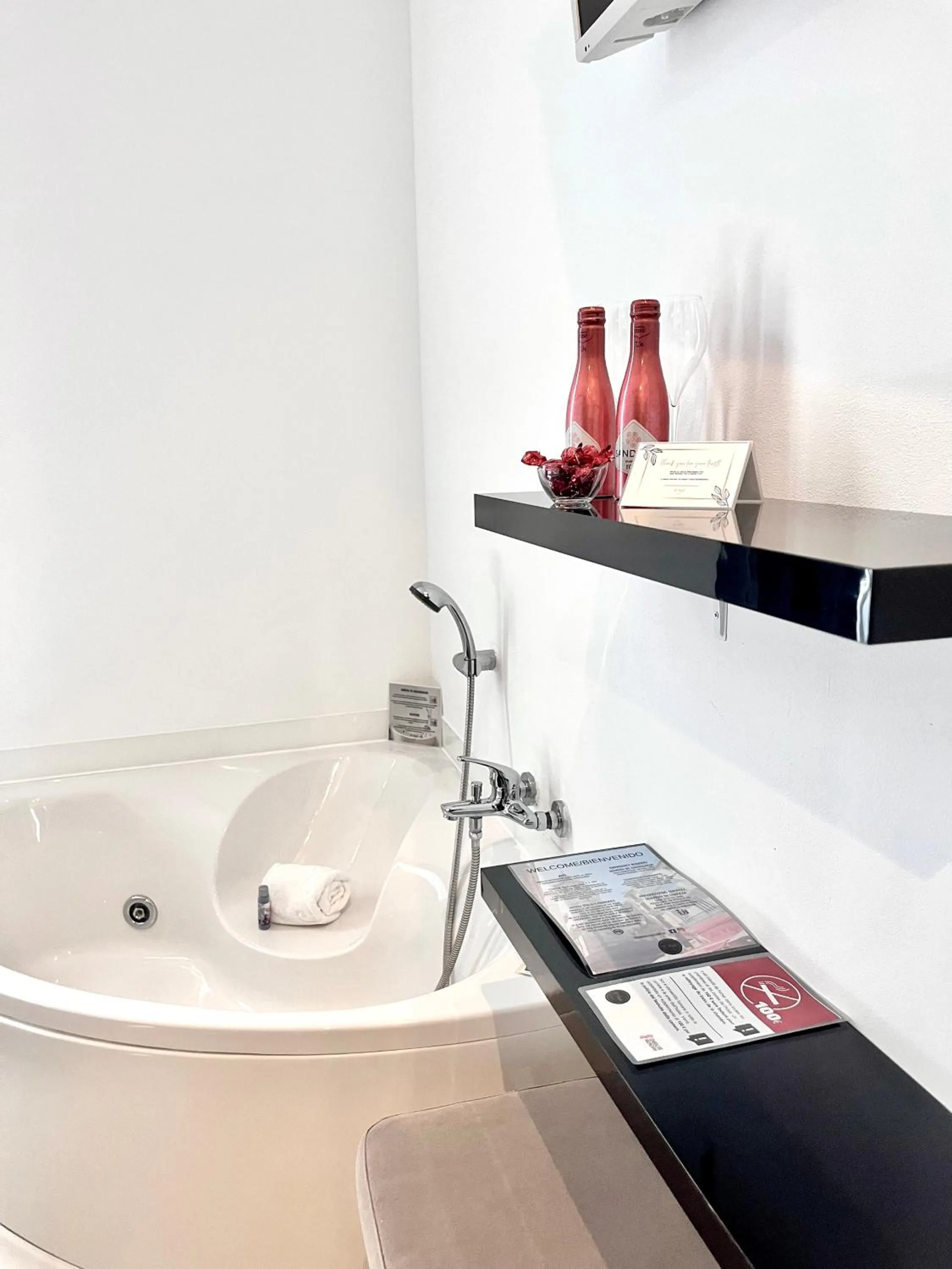 Bath in Hotel El Siglo