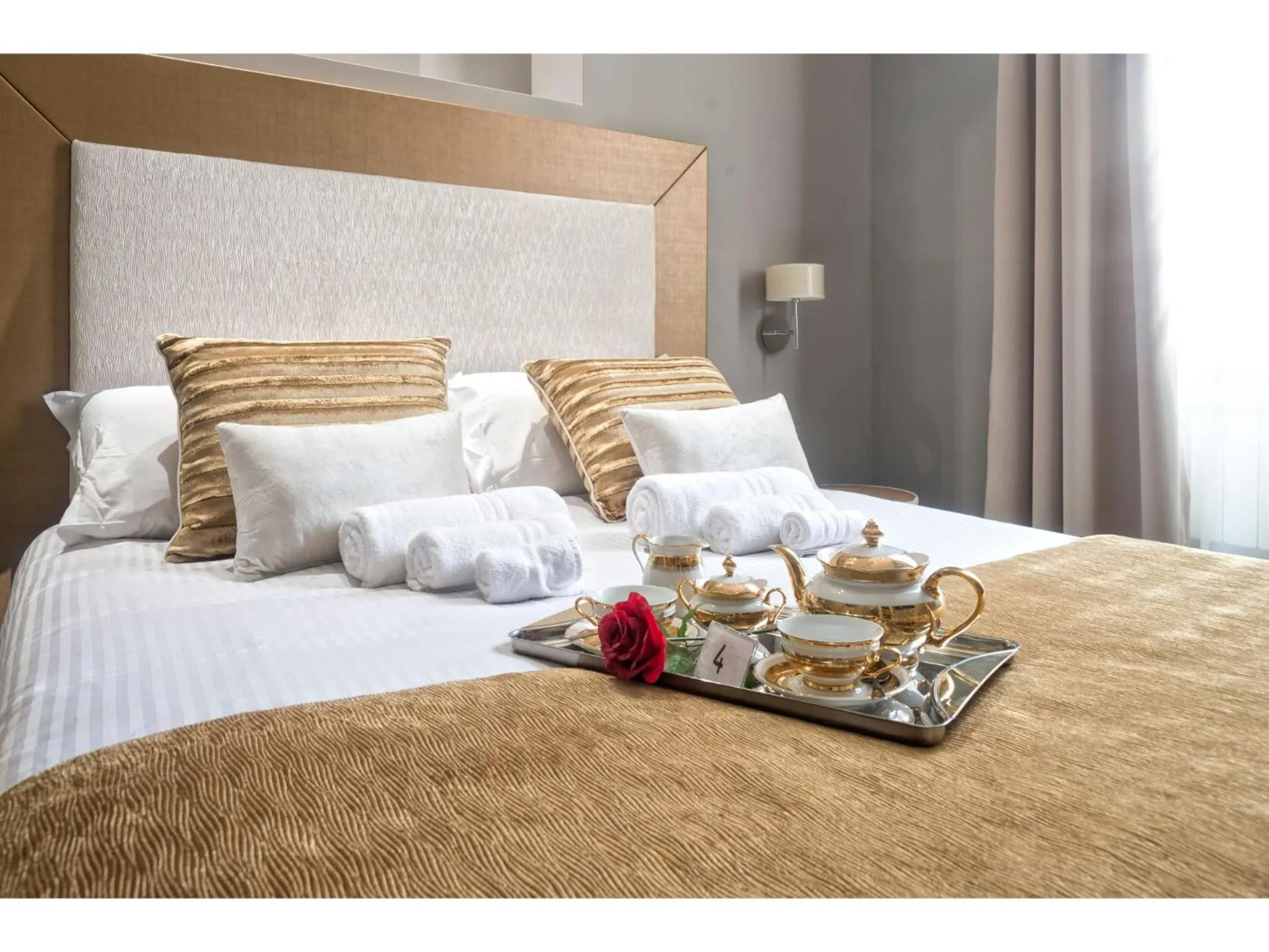 Decorative detail, Bed in Lea Luxury Rooms