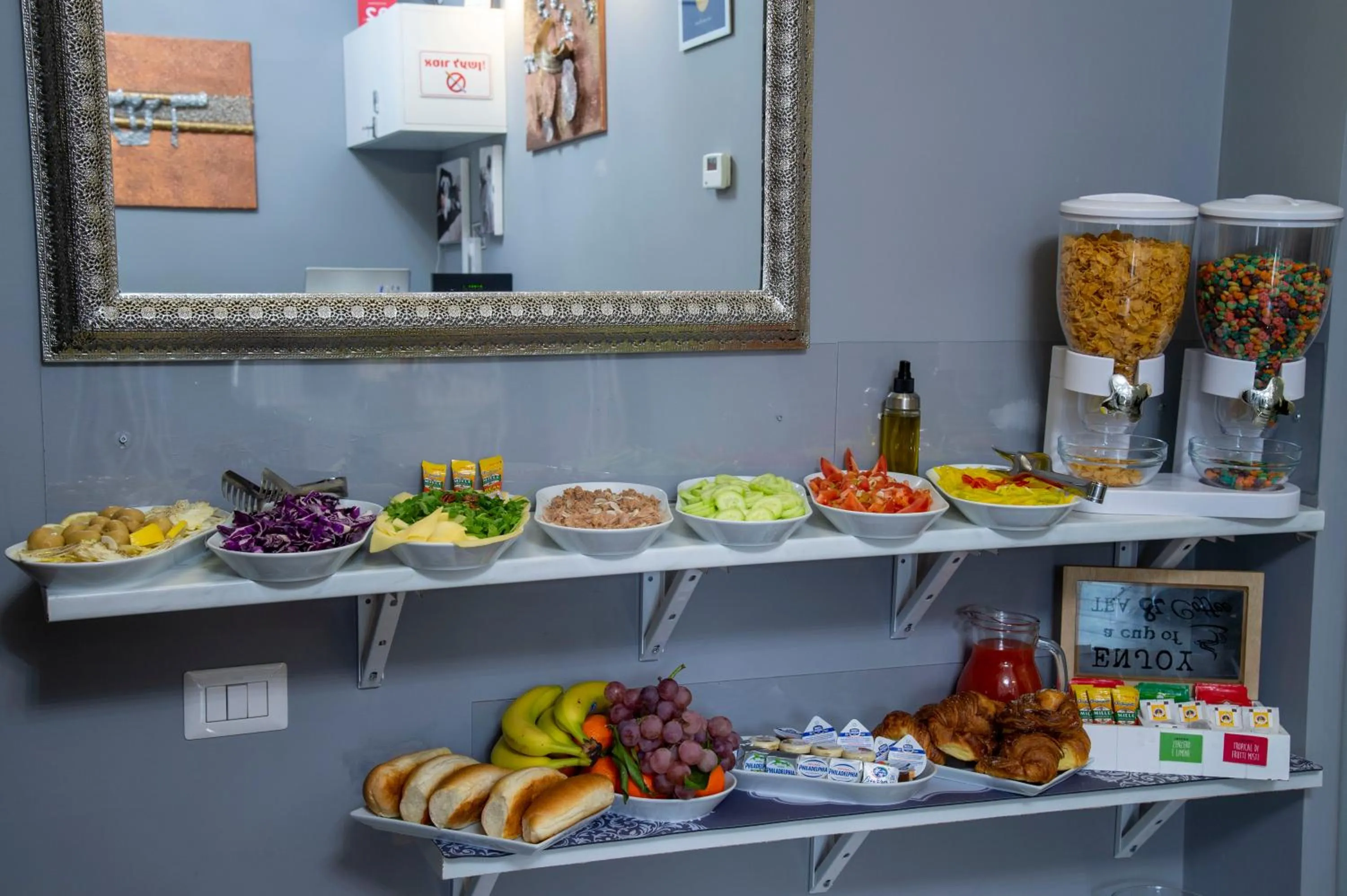 Breakfast in Lea Luxury Rooms